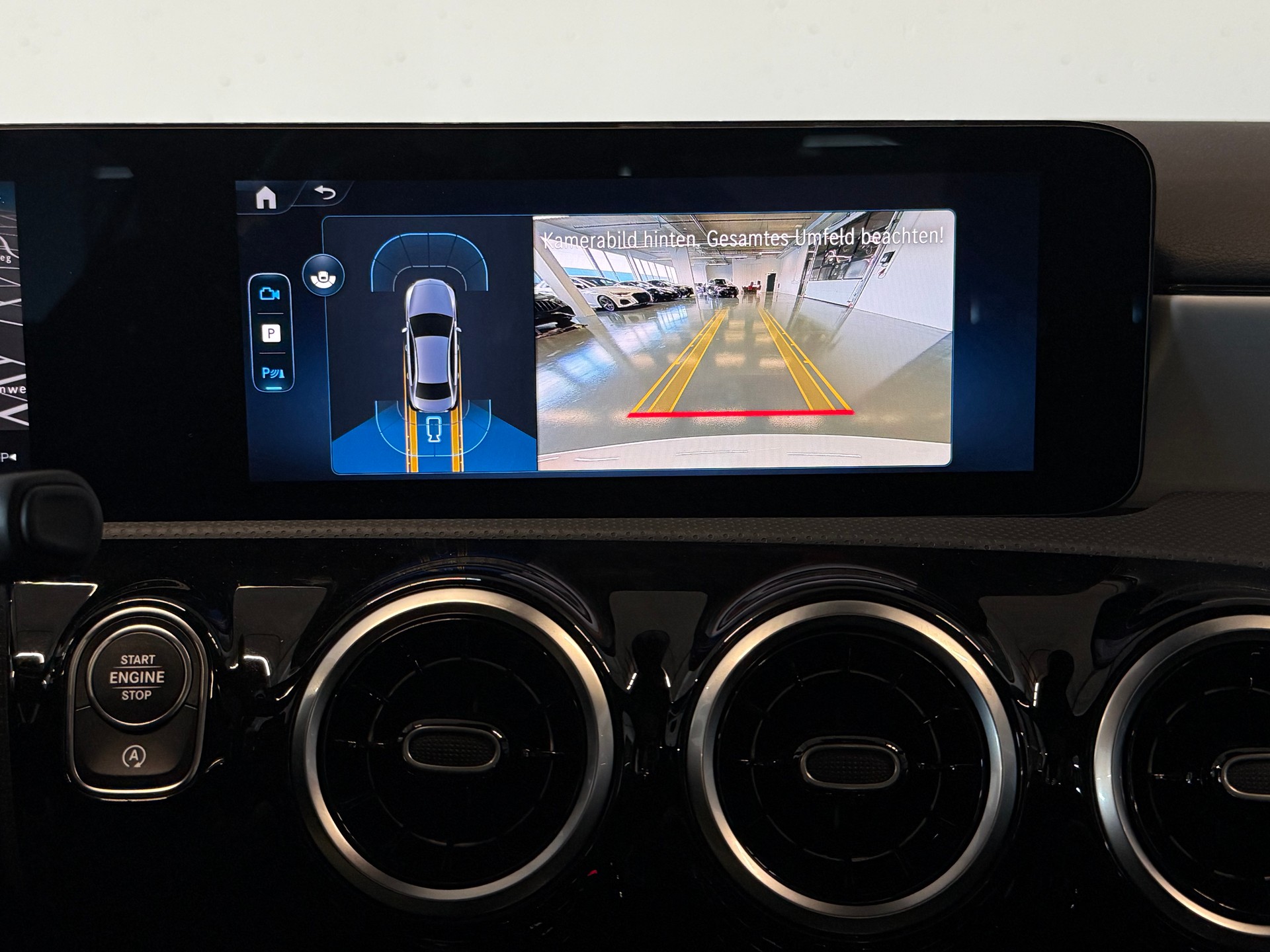 MERCEDES-BENZ A 200 AMG LINE | AUTOMAT | PANORAMADACH |-image-11