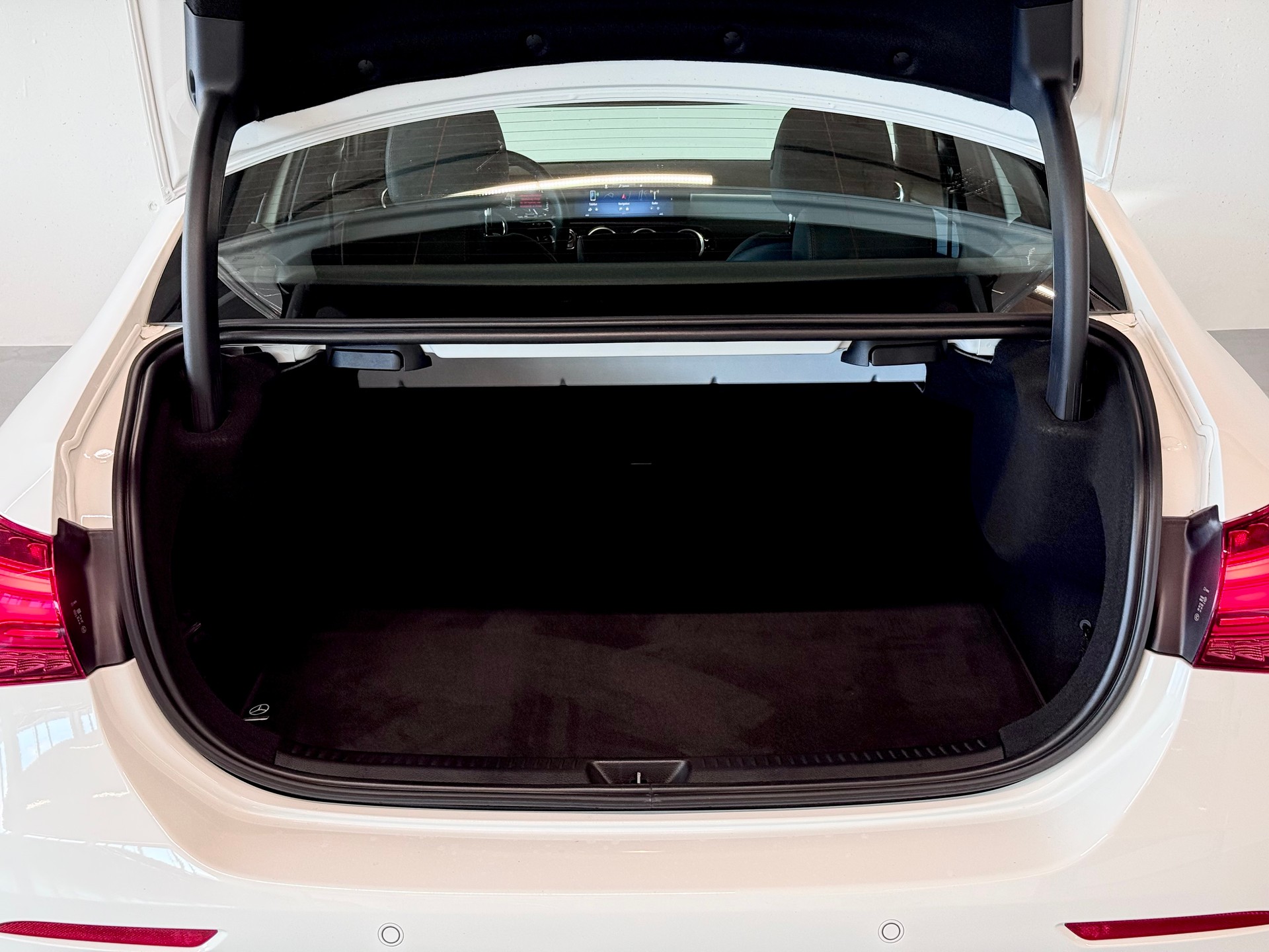 MERCEDES-BENZ A 200 AMG LINE | AUTOMAT | PANORAMADACH |-image-14