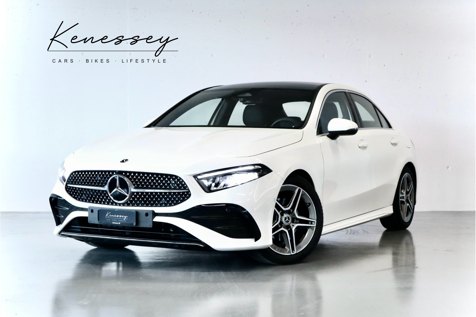 MERCEDES-BENZ A 200 AMG LINE | AUTOMAT | PANORAMADACH |-image-0