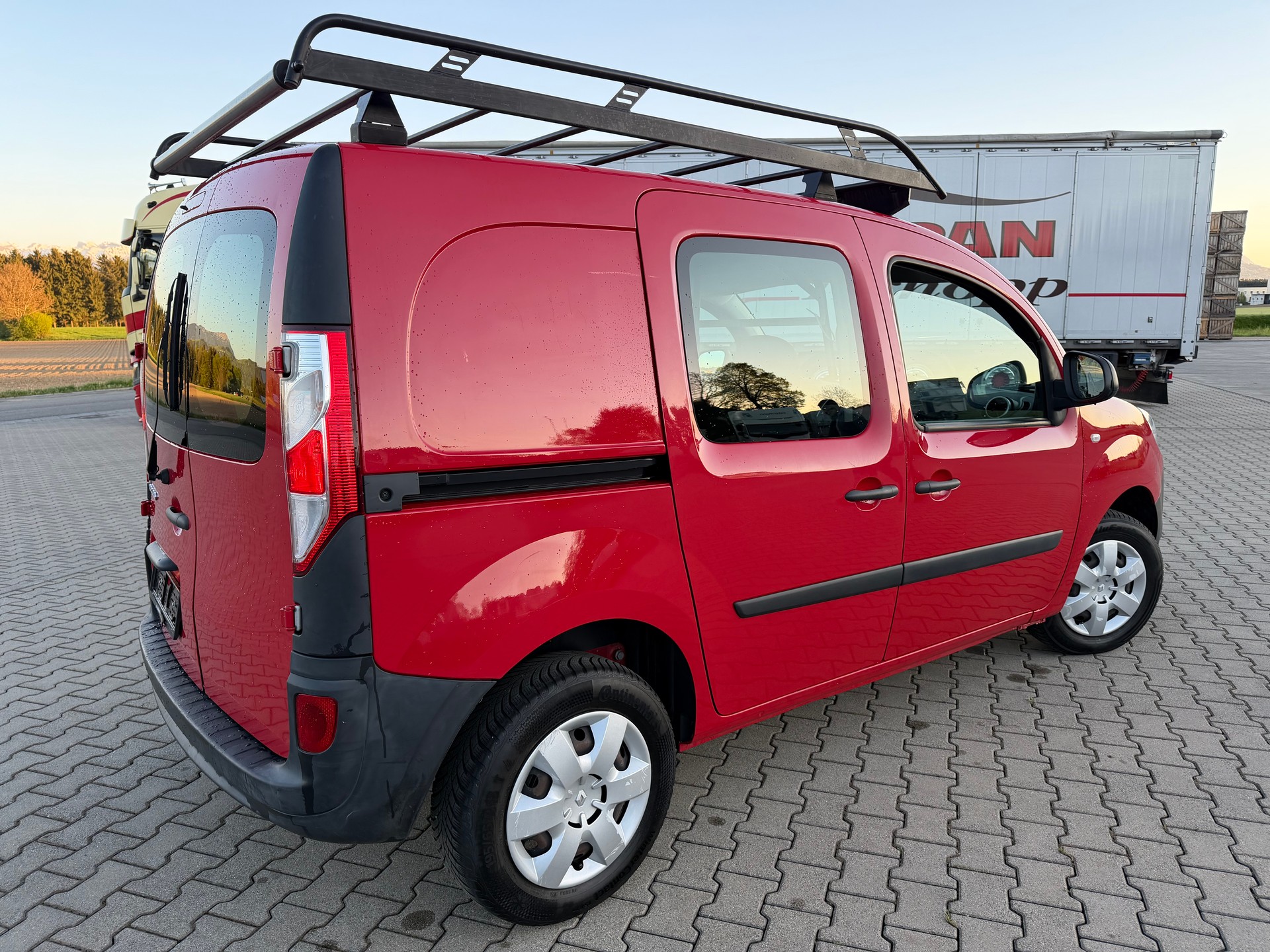 RENAULT Kangoo Medium TCe 115 ENERGY Business-image-2