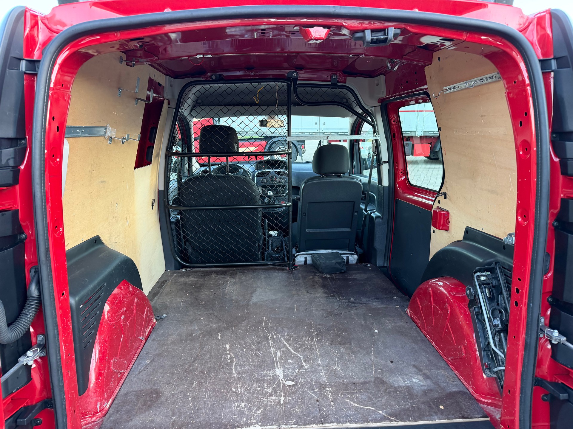 RENAULT Kangoo Medium TCe 115 ENERGY Business-image-4