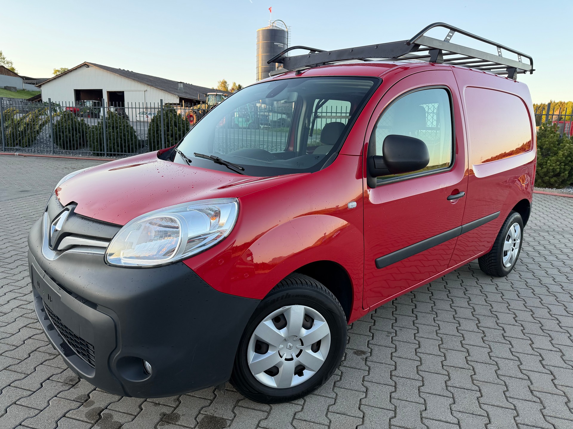 RENAULT Kangoo Medium TCe 115 ENERGY Business-image-1
