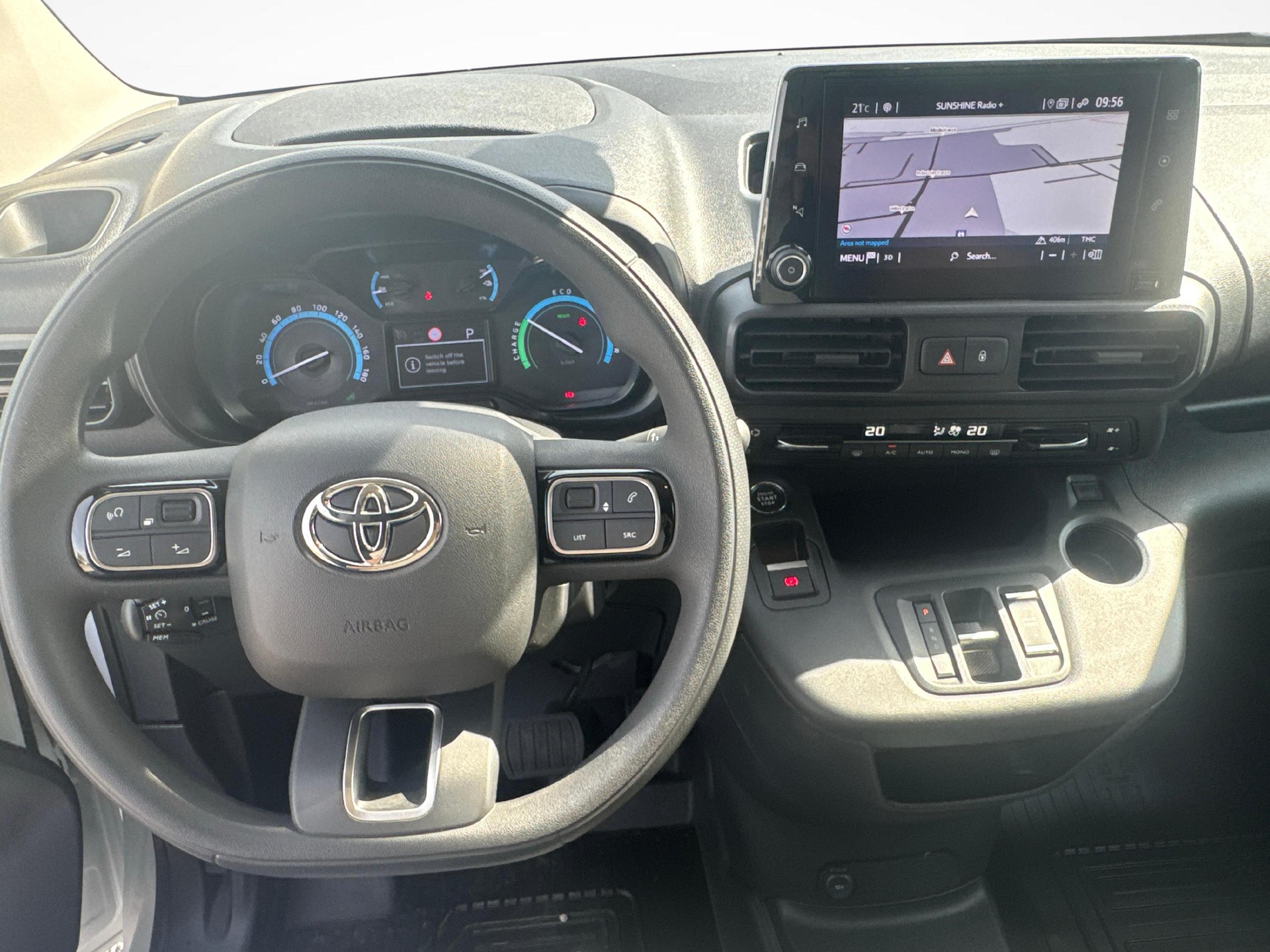 TOYOTA PROACE CITY Van L1 50KWh Comfort-image-9