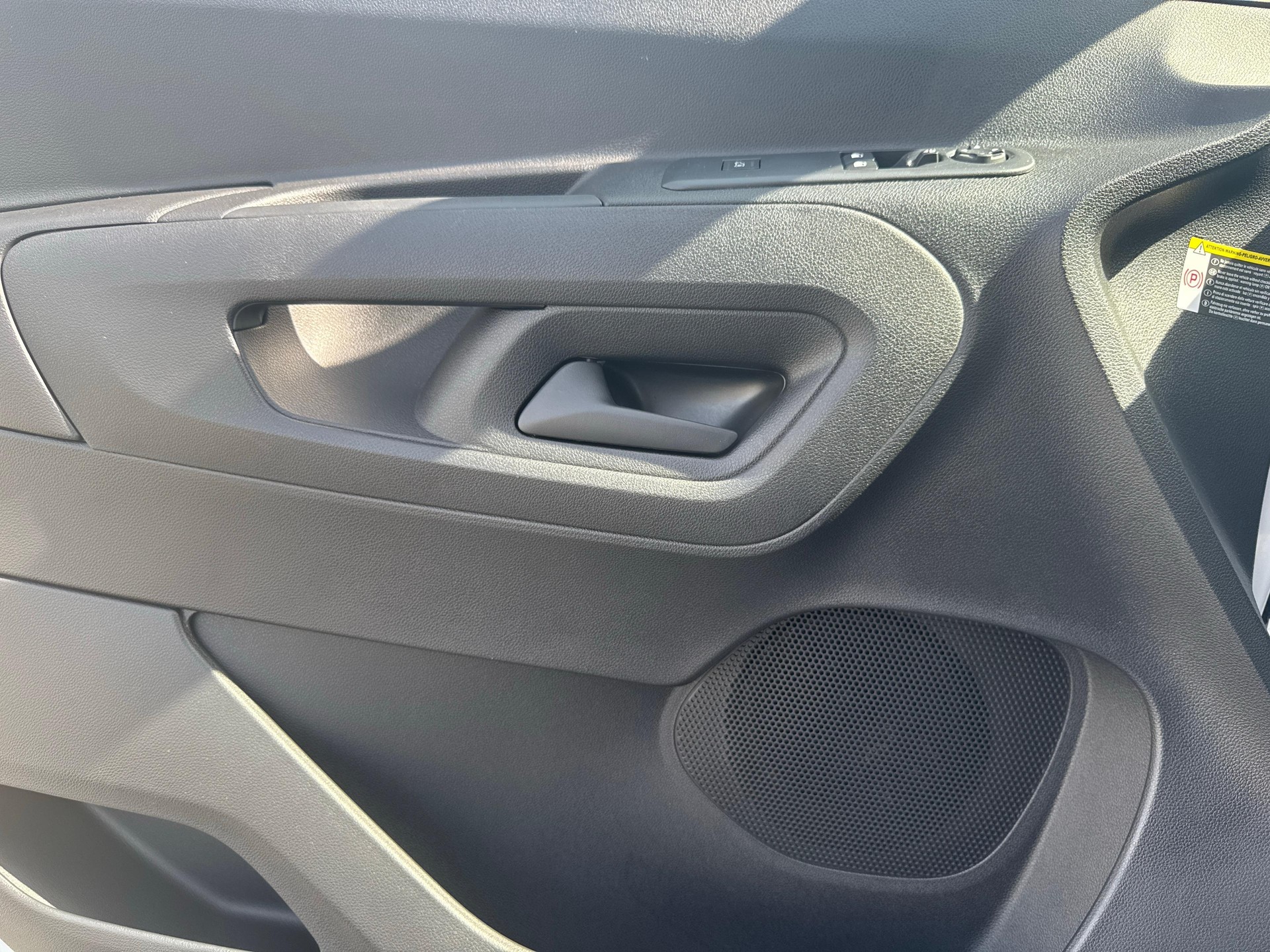 TOYOTA PROACE CITY Van L1 50KWh Comfort-image-17