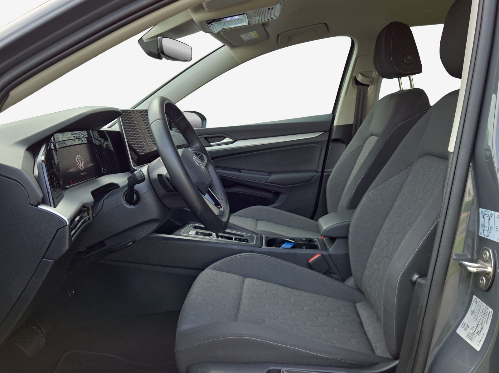 VW Golf Variant 1.5 eTSI mHEV Style DSG-image-7