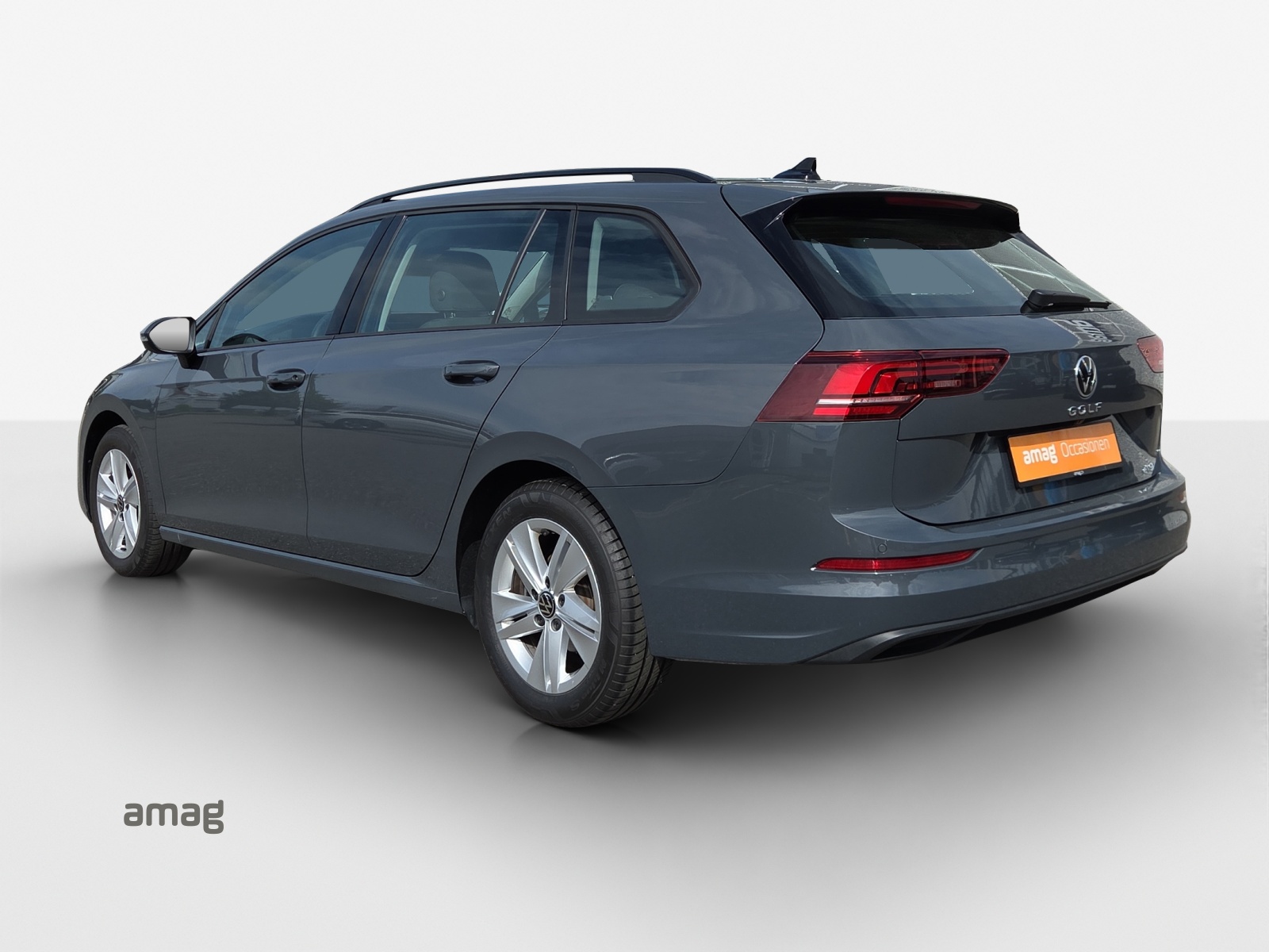 VW Golf Variant 1.5 eTSI mHEV Style DSG-image-2