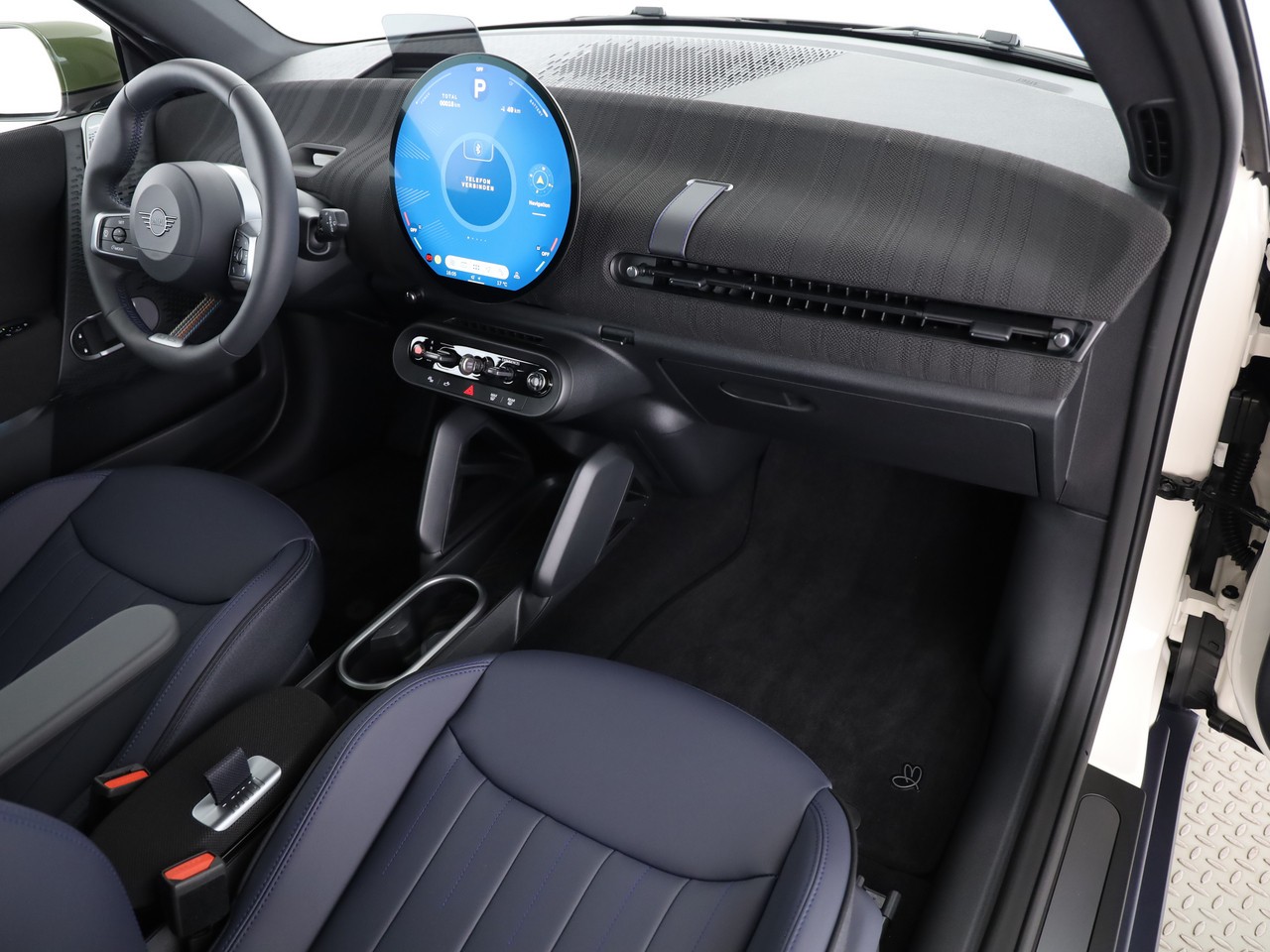MINI Cooper SE-image-13