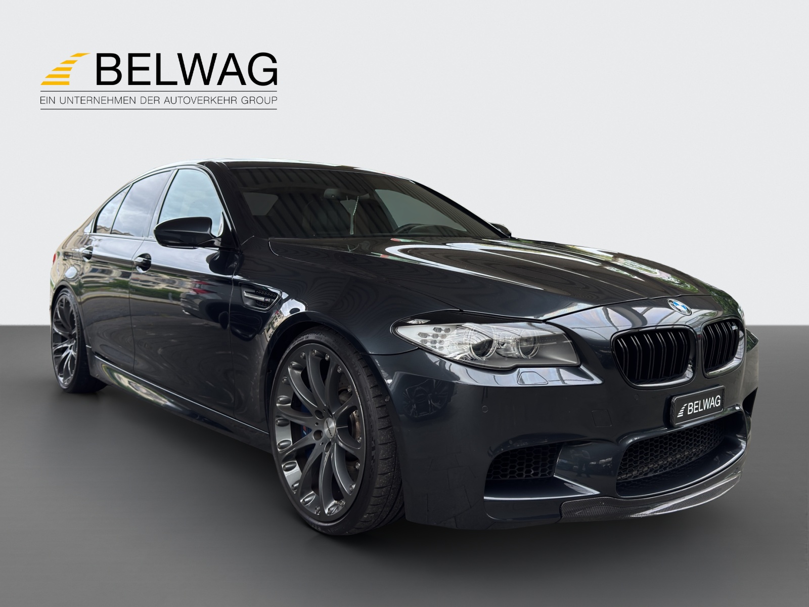 BMW M5-image-7
