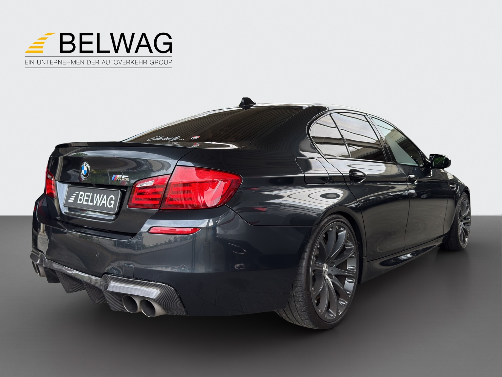 BMW M5-image-5