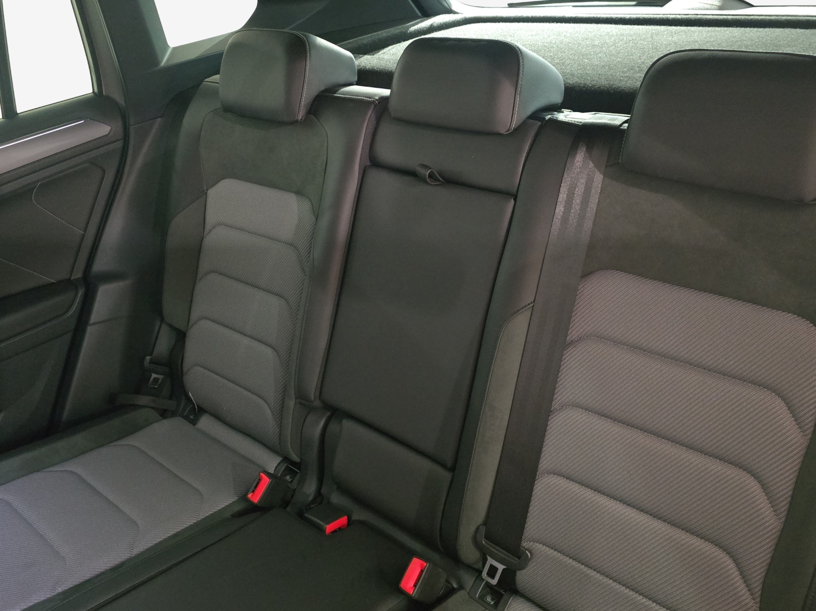 VW Tiguan 2.0TSI Highline 4Motion DSG-image-11