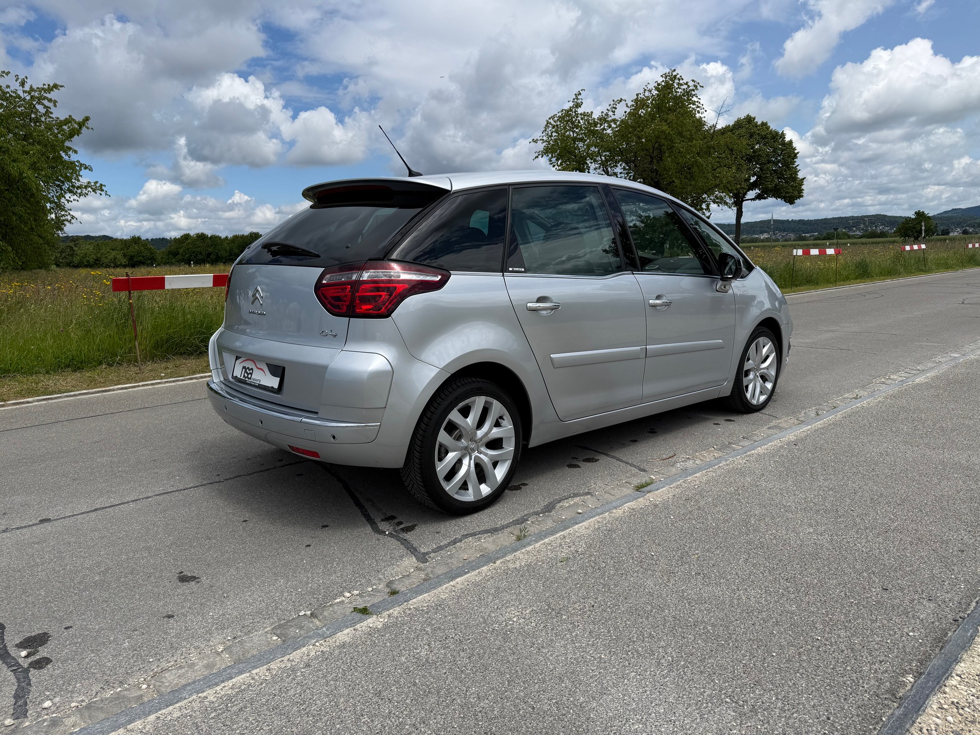 CITROEN C4 Picasso 1.6i 16V THP Exclusive EGS6-image-5