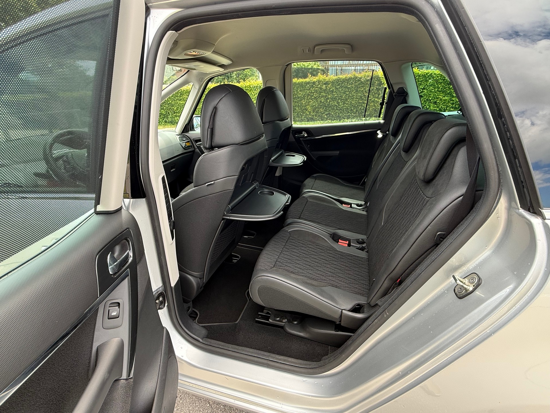 CITROEN C4 Picasso 1.6i 16V THP Exclusive EGS6-image-7