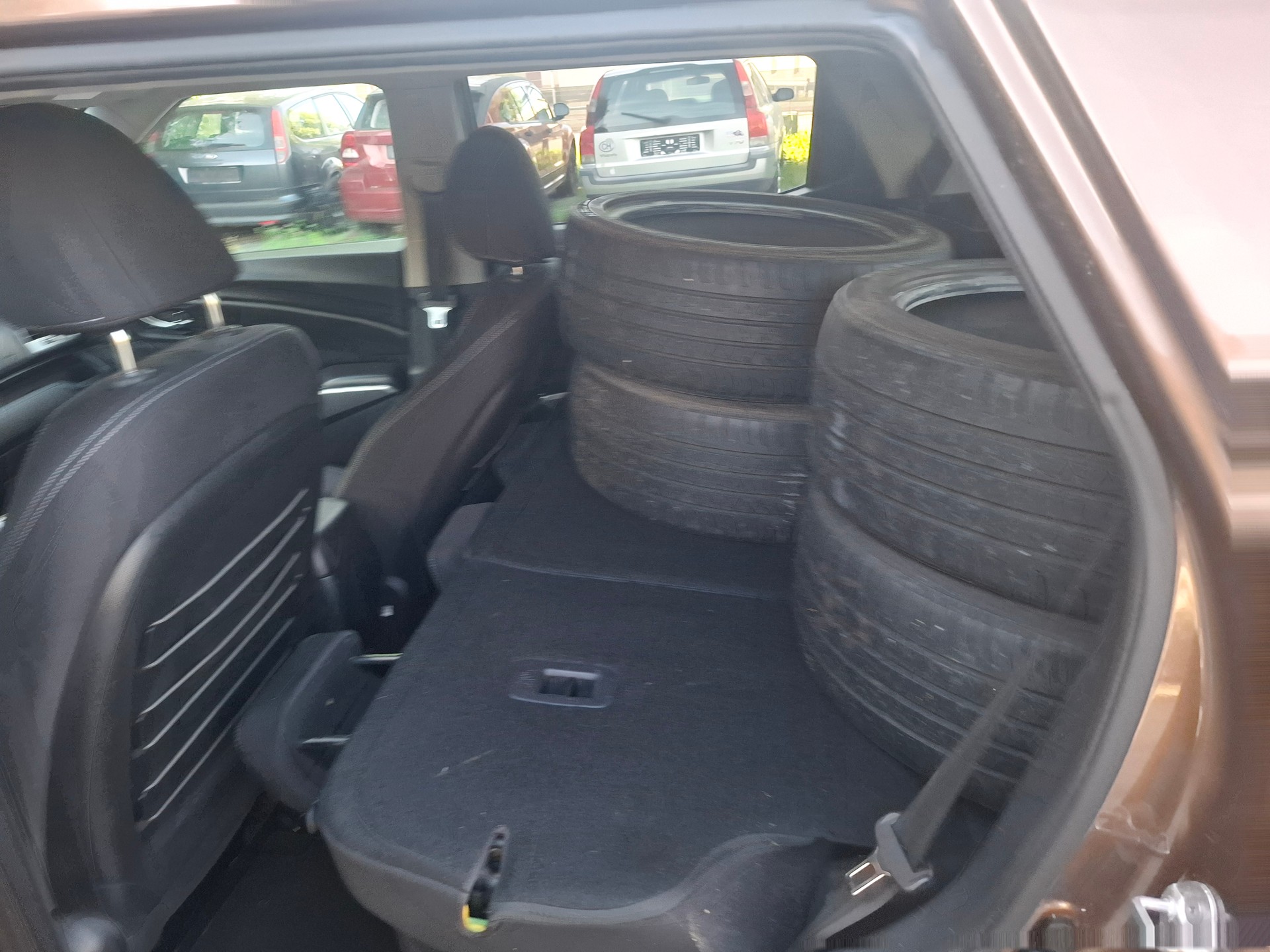 KGM-SsangYong Tivoli 1.6 eXDi Cityscape 4WD-image-9
