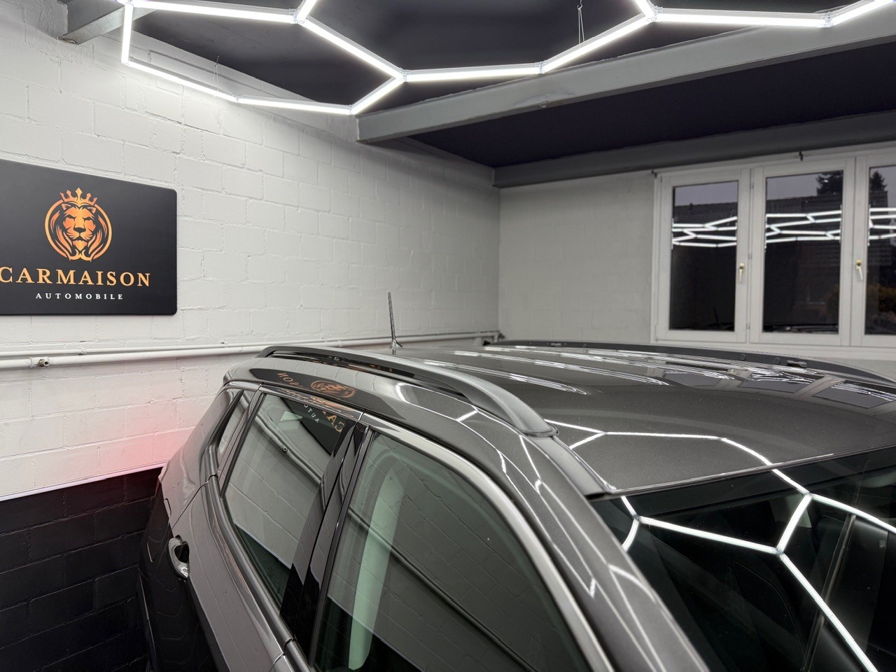 JEEP Compass 2.0CRD Longtitude AWD 9ATX-image-5