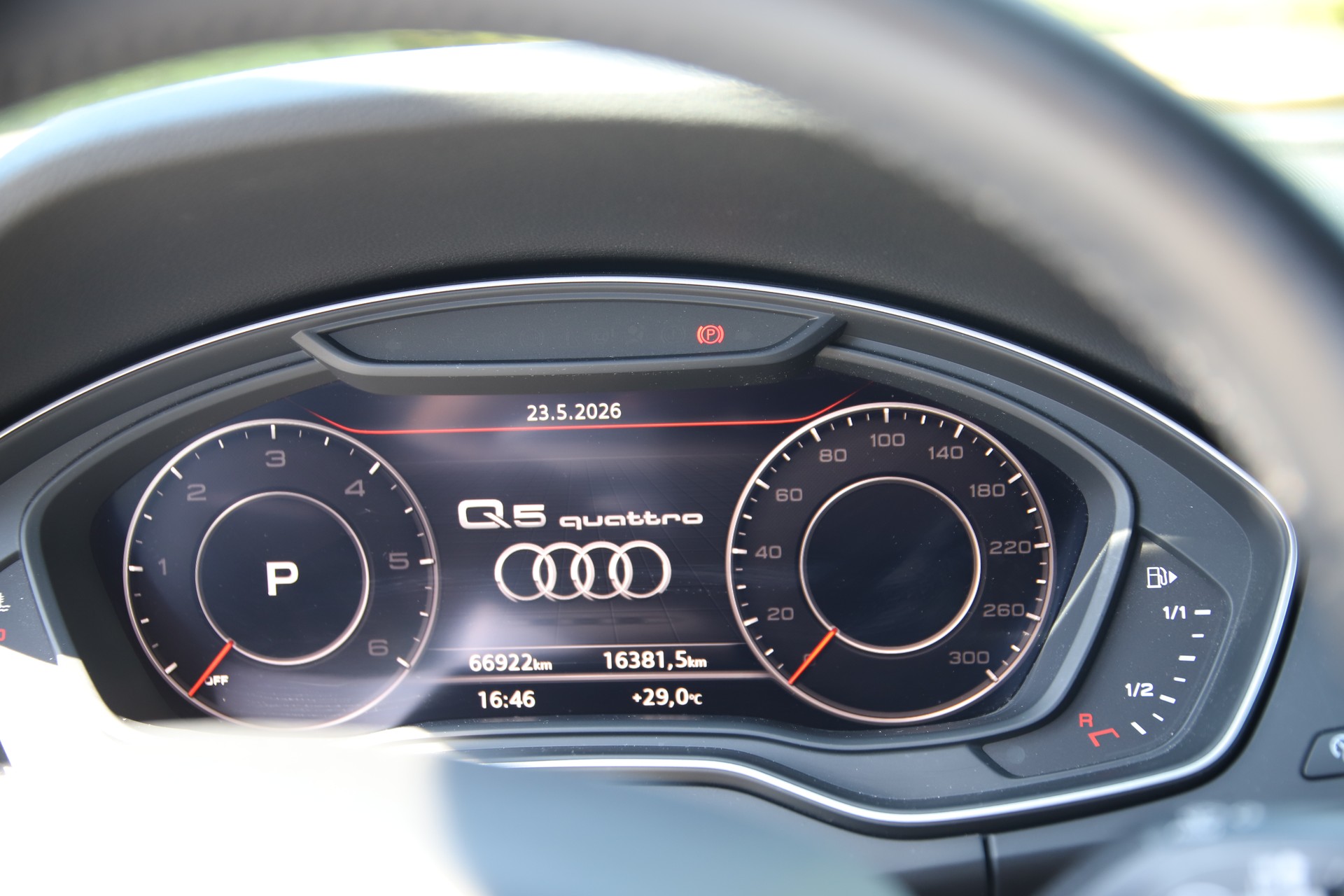 AUDI Q5 50 TDI sport quattro tiptronic-image-7