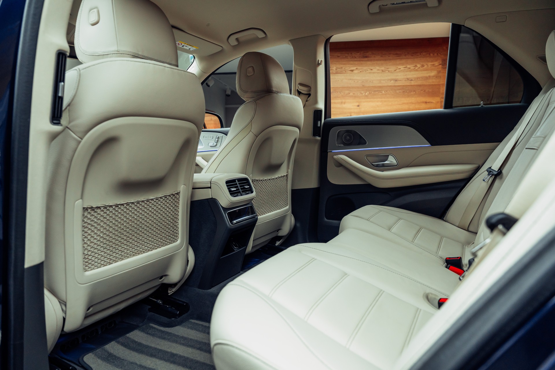 MERCEDES-BENZ GLE 350 de 4Matic AMG Line 9G-Tronic-image-9