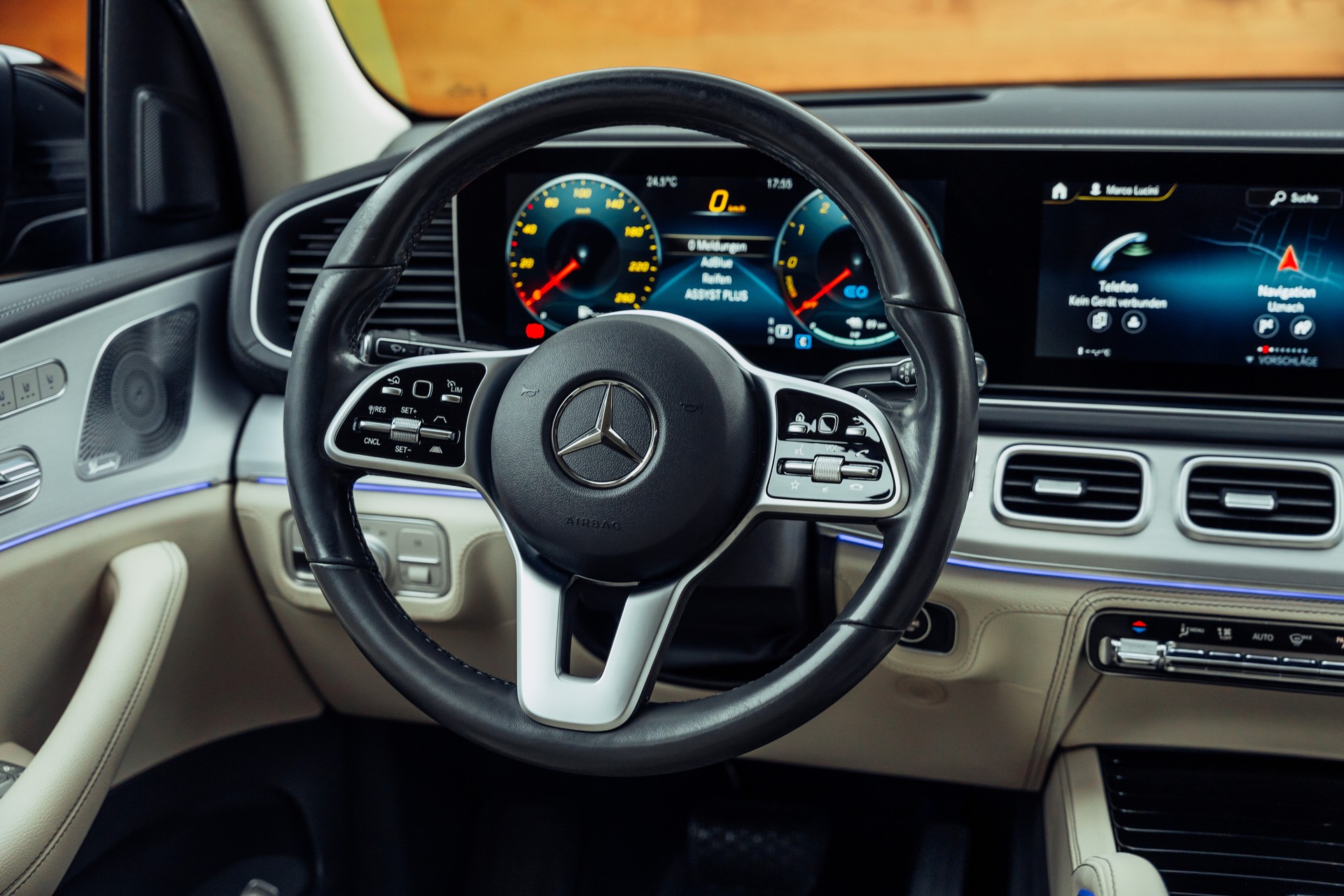 MERCEDES-BENZ GLE 350 de 4Matic AMG Line 9G-Tronic-image-13