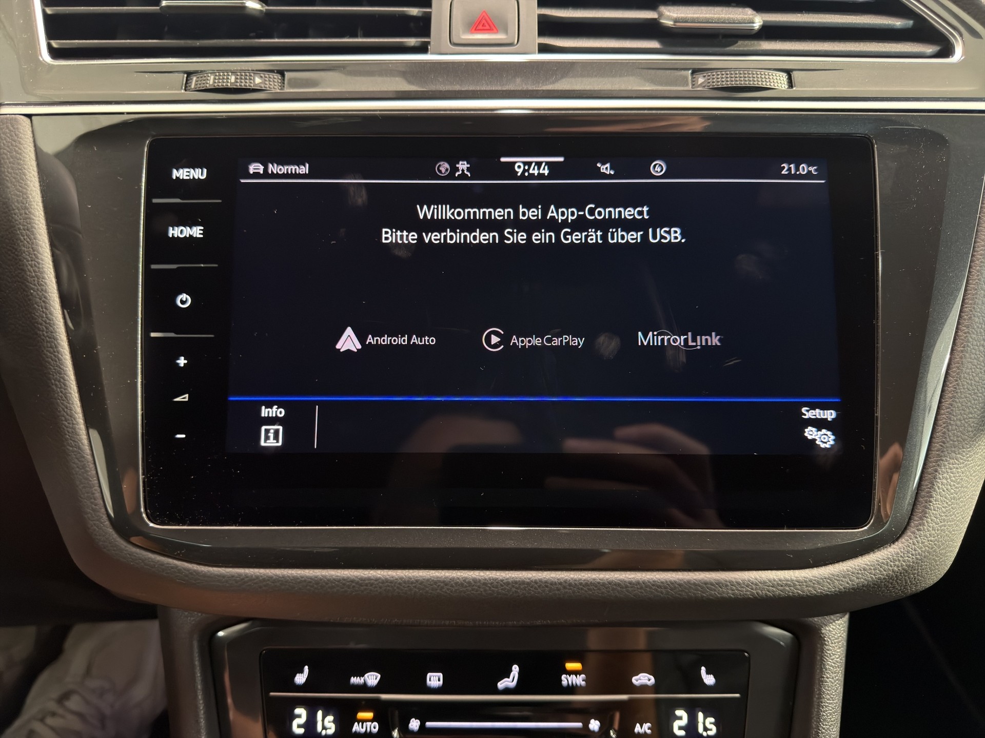 VW Tiguan 2.0TSI R-Line 4Motion DSG-image-27