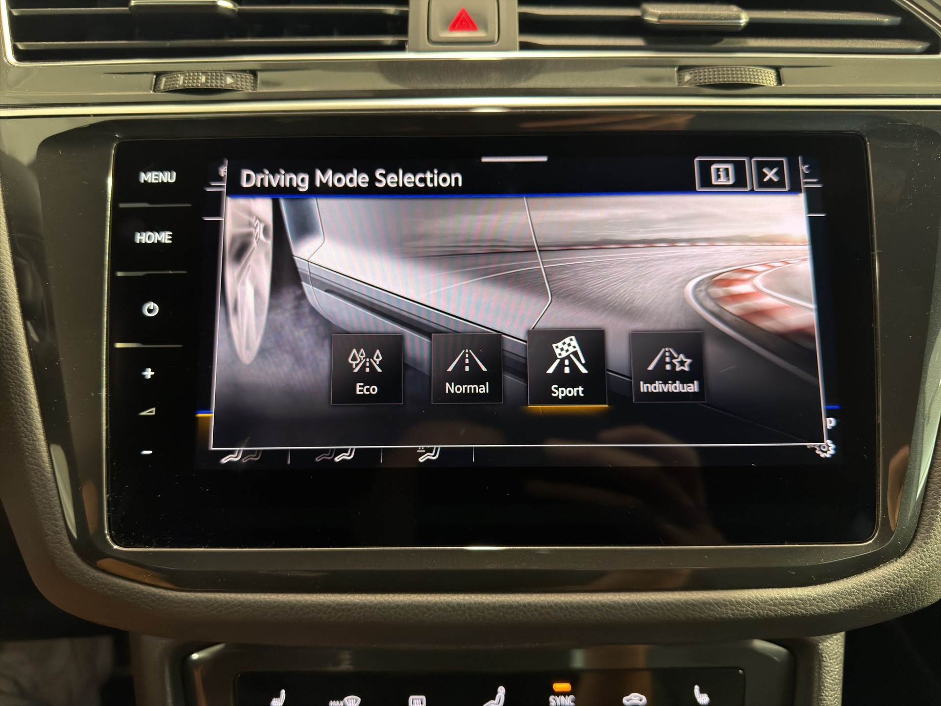 VW Tiguan 2.0TSI R-Line 4Motion DSG-image-25