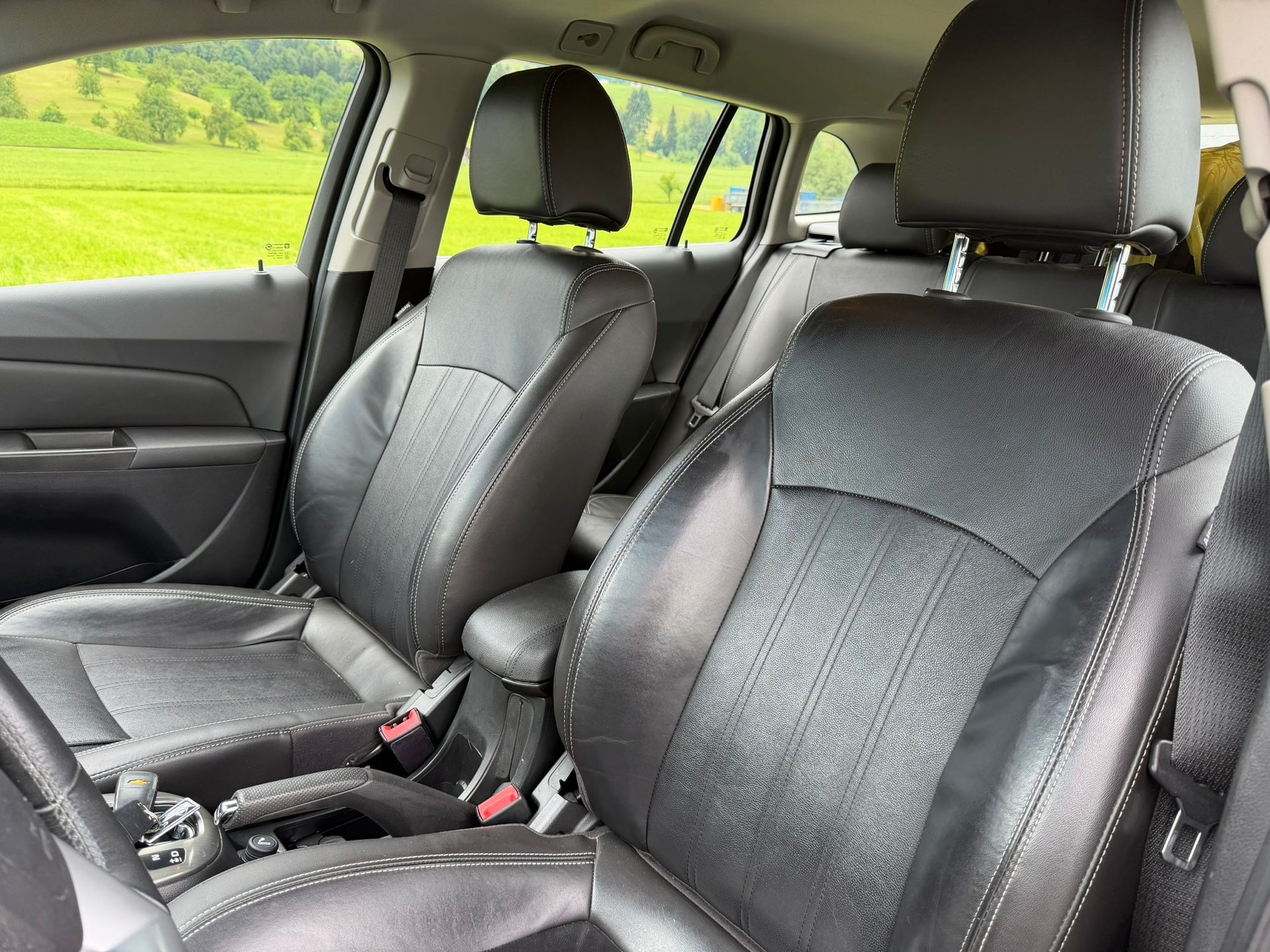 CHEVROLET Cruze Station Wagon 2.0 VCDi LTZ Automatic-image-12