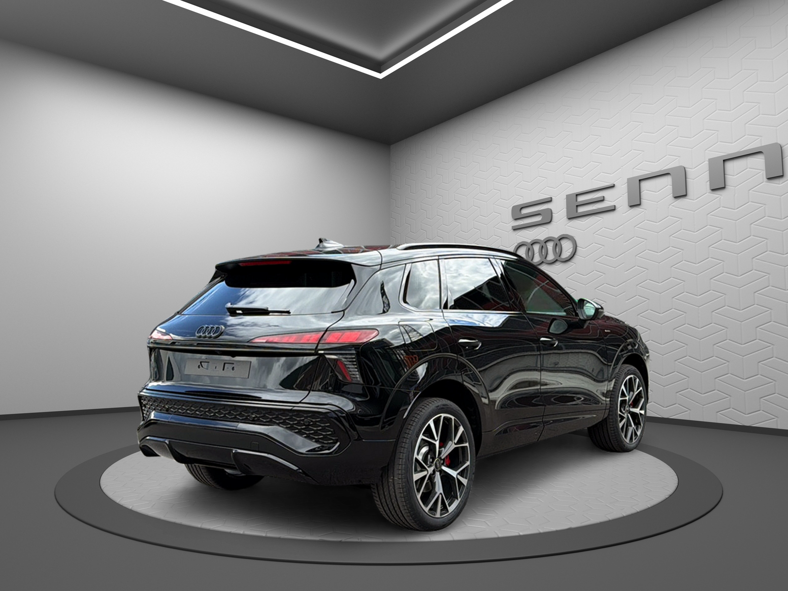 AUDI Q3 SUV e-hybrid 200 kW S tronig-image-2