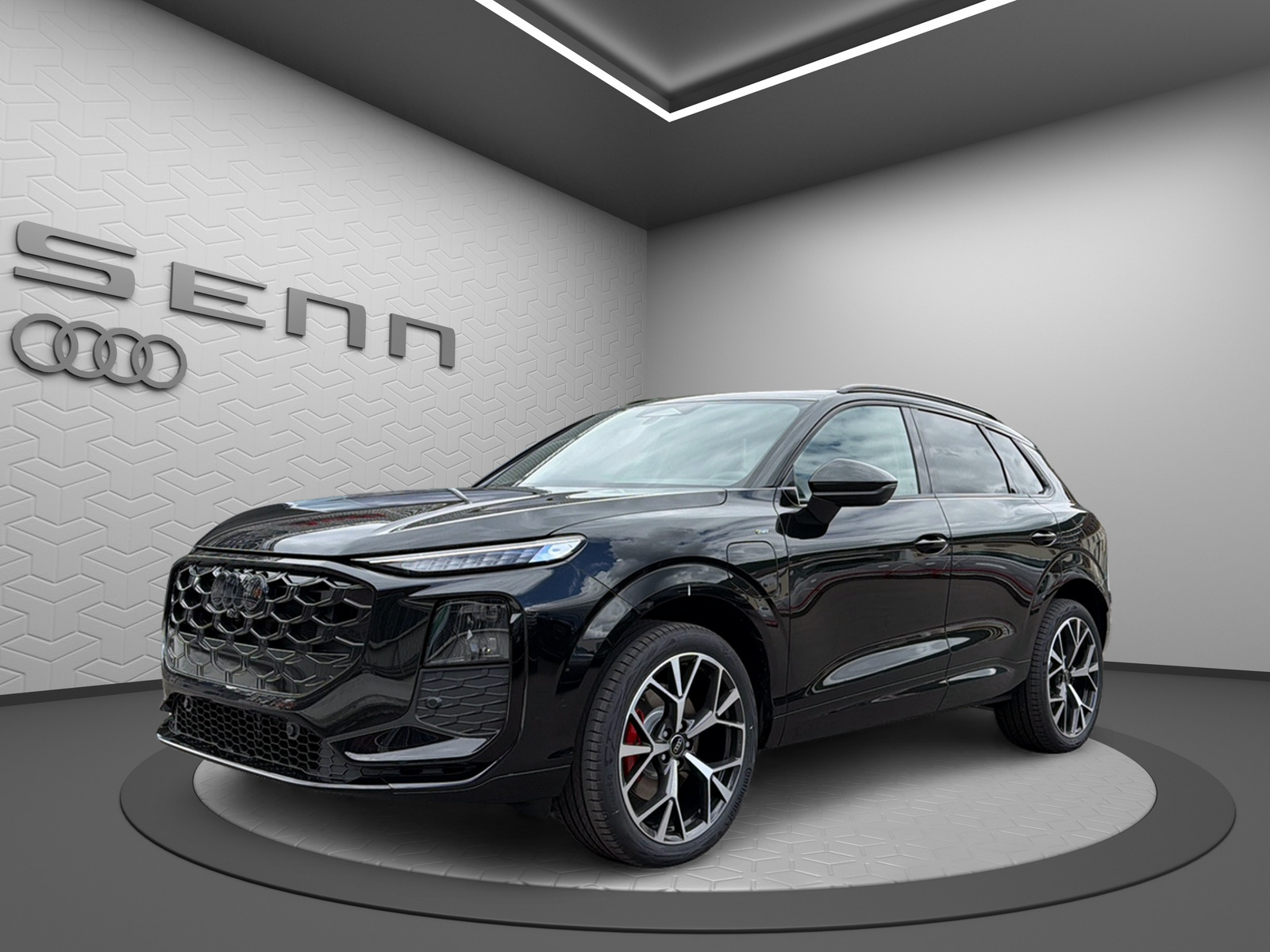 AUDI Q3 SUV e-hybrid 200 kW S tronig-image-0