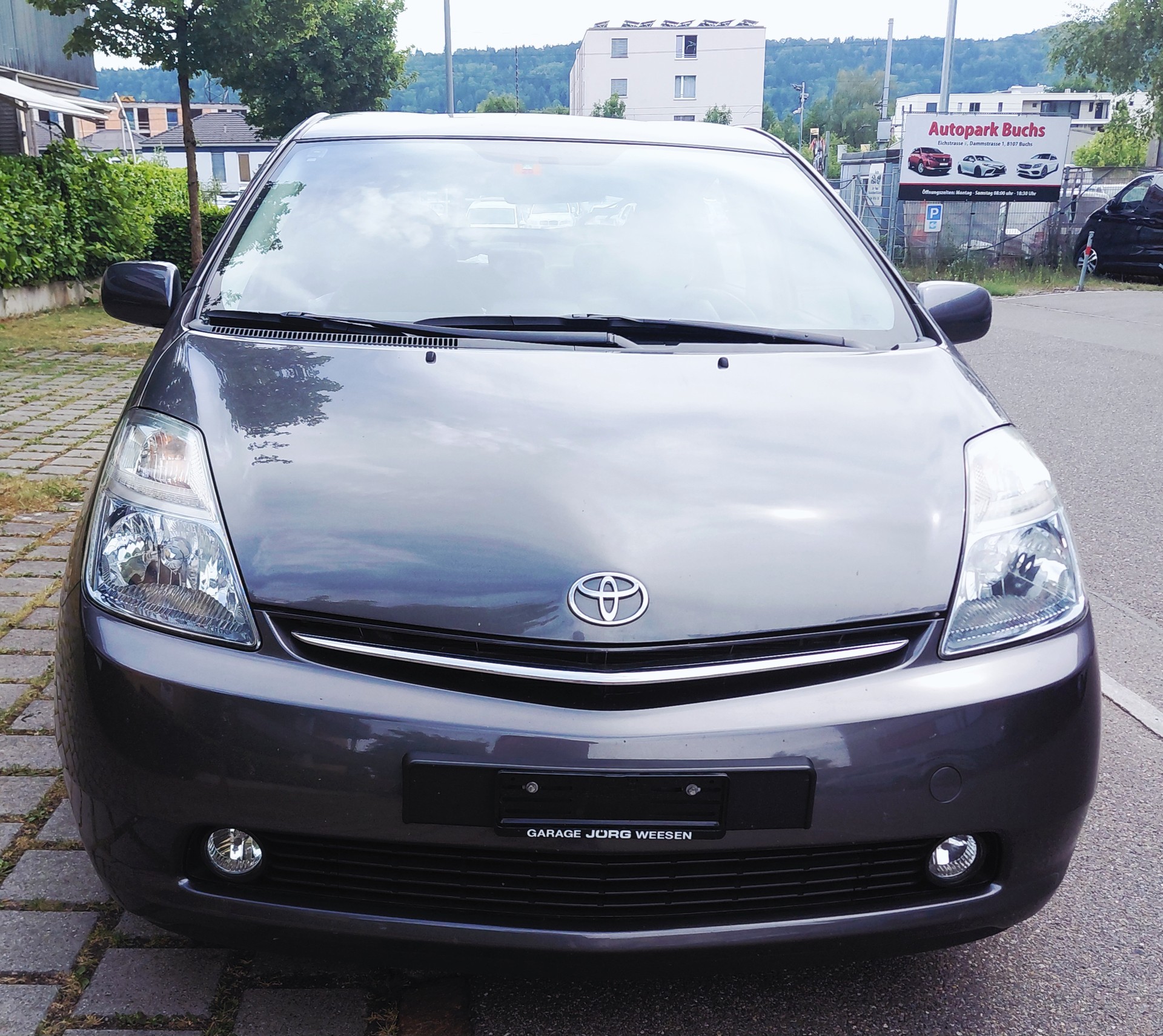 TOYOTA Prius 1.5 16V Hybrid Limited-image-0
