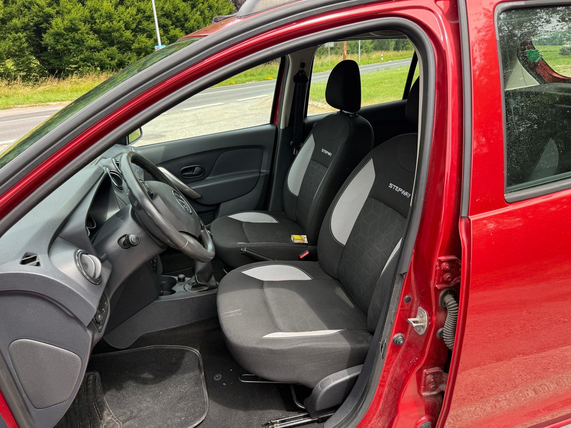 DACIA Sandero Tce 90 Stepway Lauréate-image-10