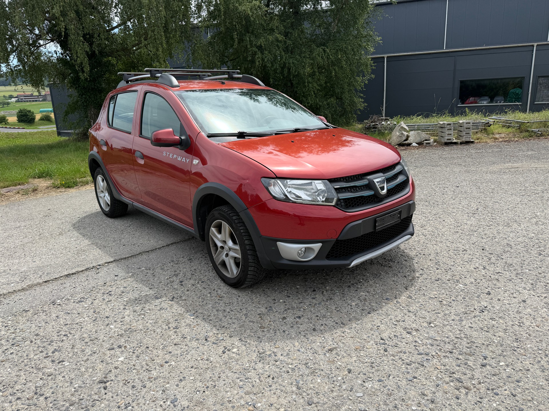 DACIA Sandero Tce 90 Stepway Lauréate-image-1