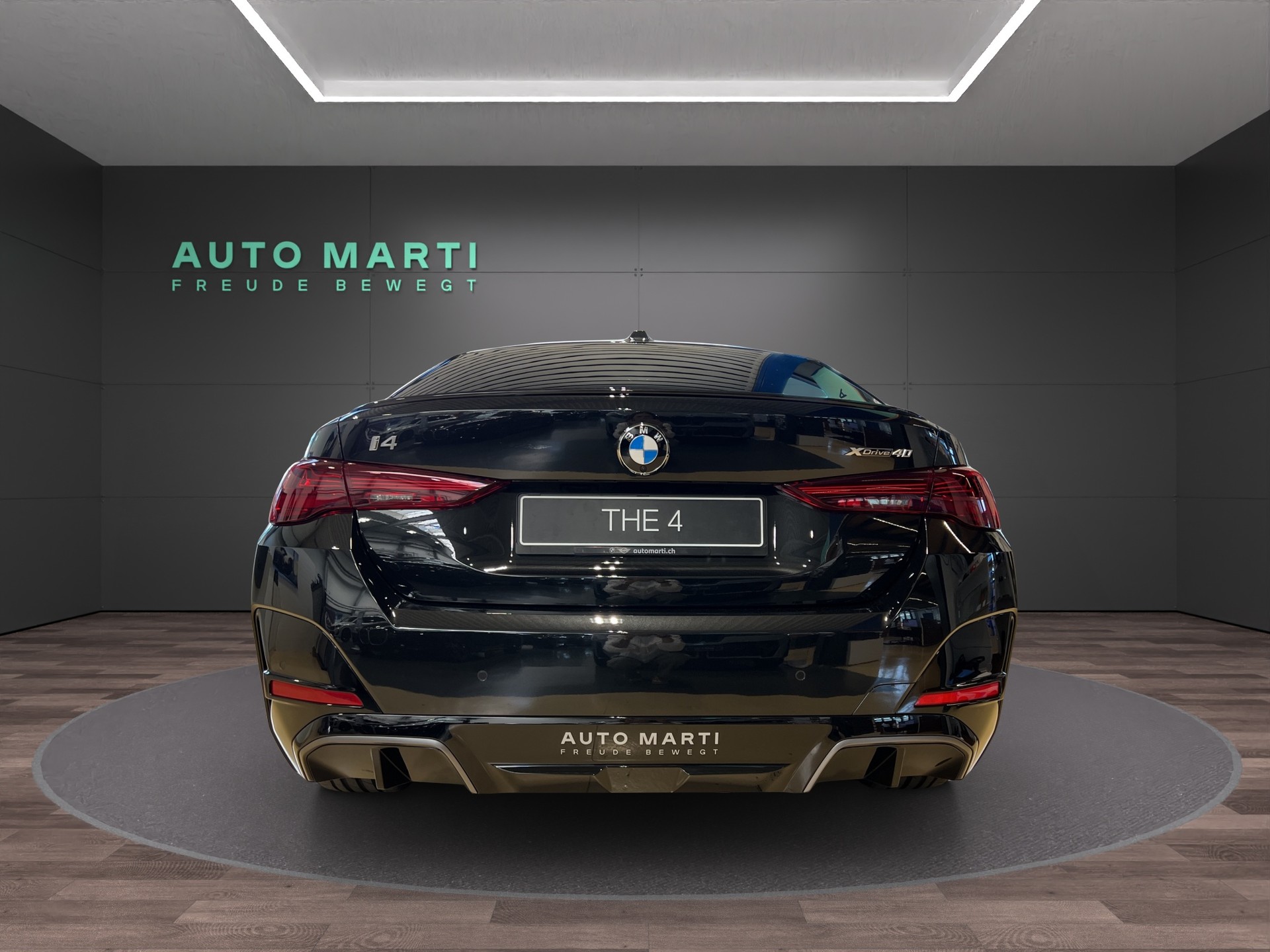 BMW i4 xDrive40-image-2