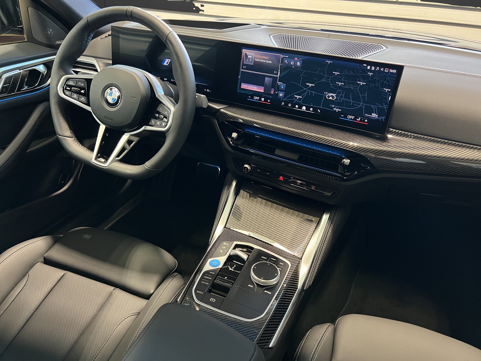 BMW i4 xDrive40-image-19