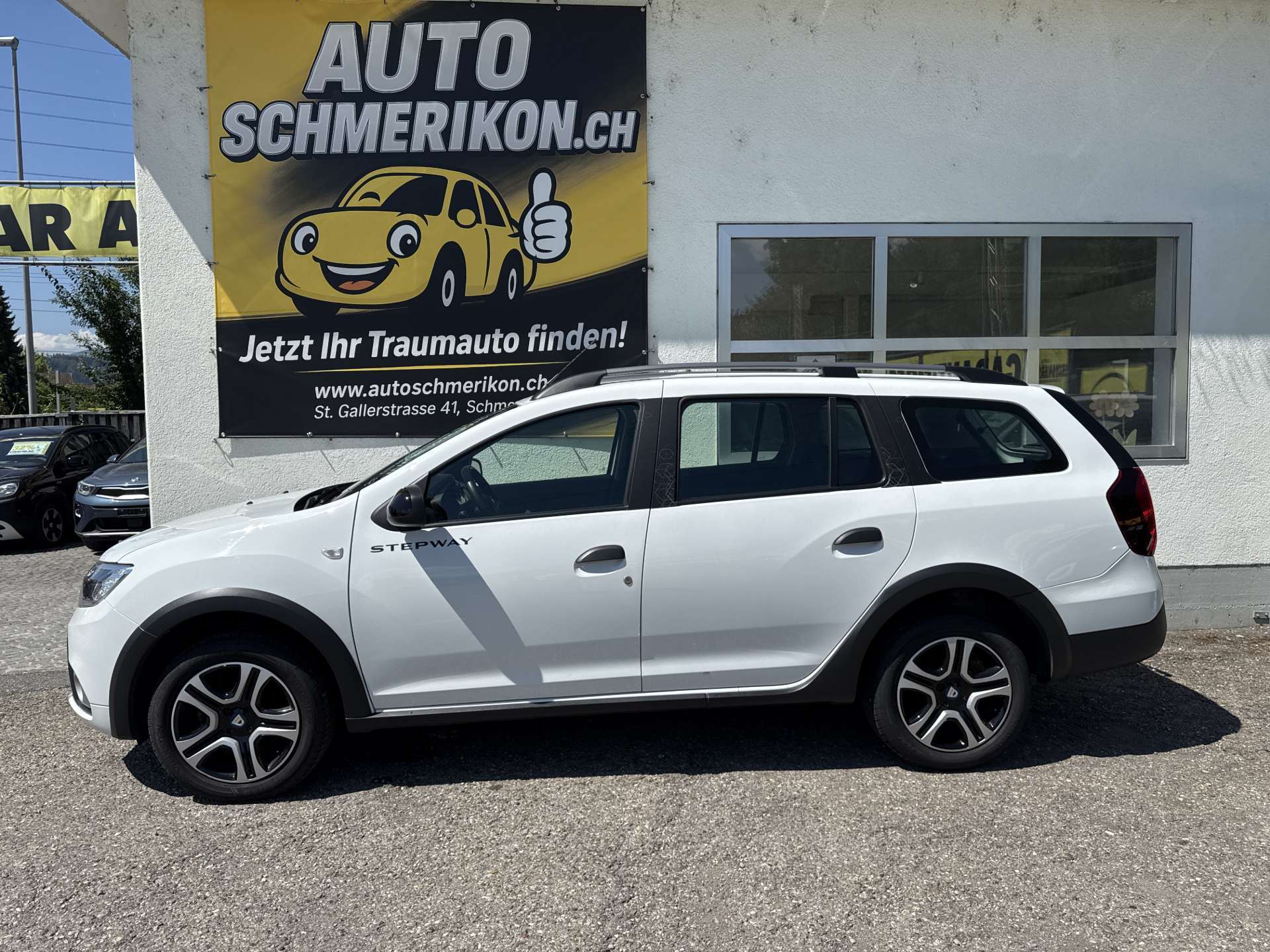 DACIA Logan MCV TCe 90 Celebration-image-4