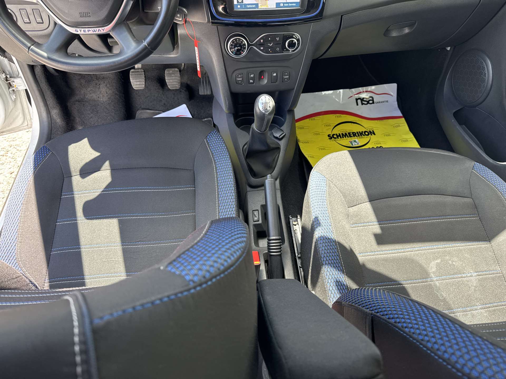 DACIA Logan MCV TCe 90 Celebration-image-13