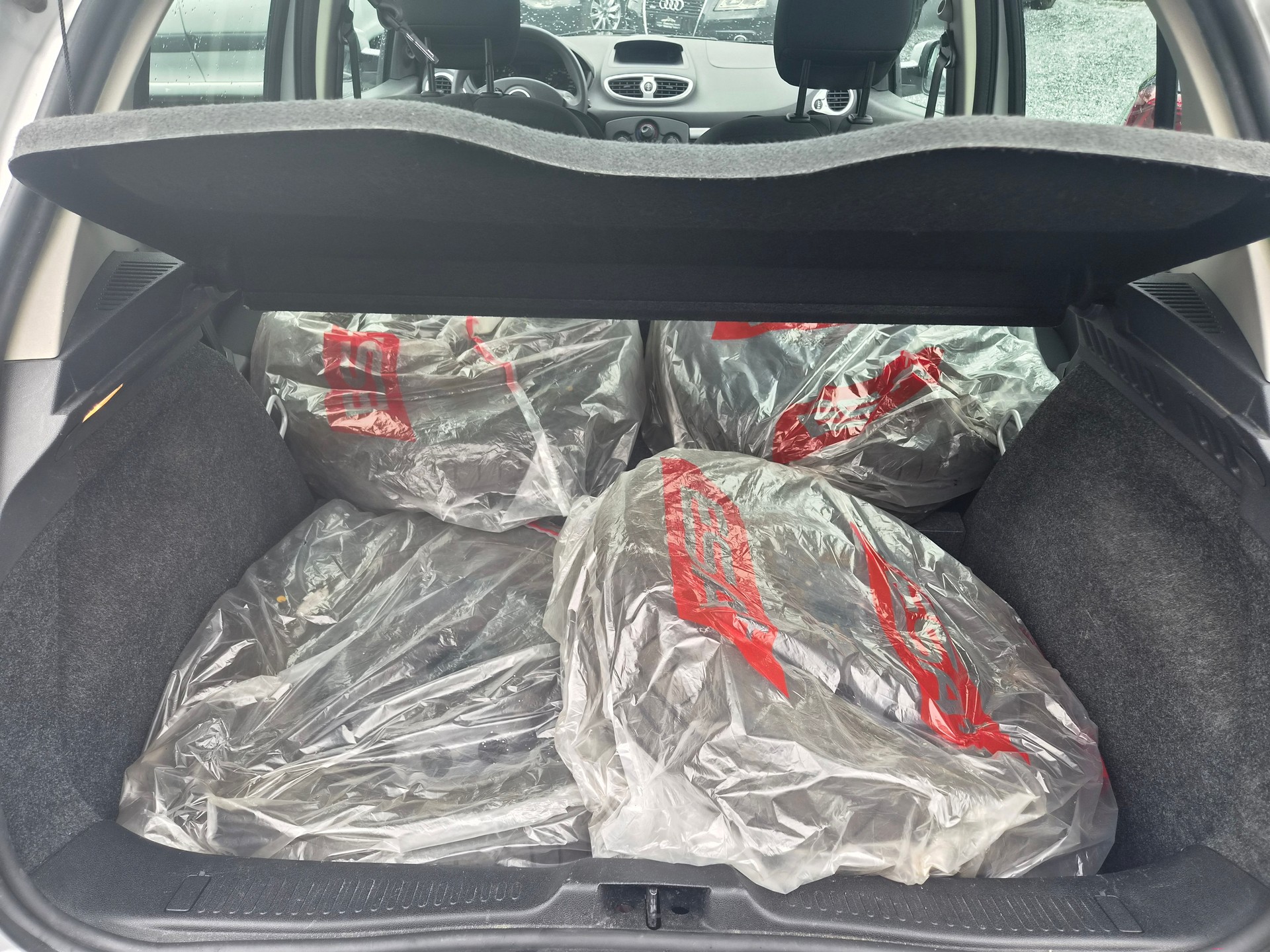 RENAULT Clio 1.2 16V Expression-image-15