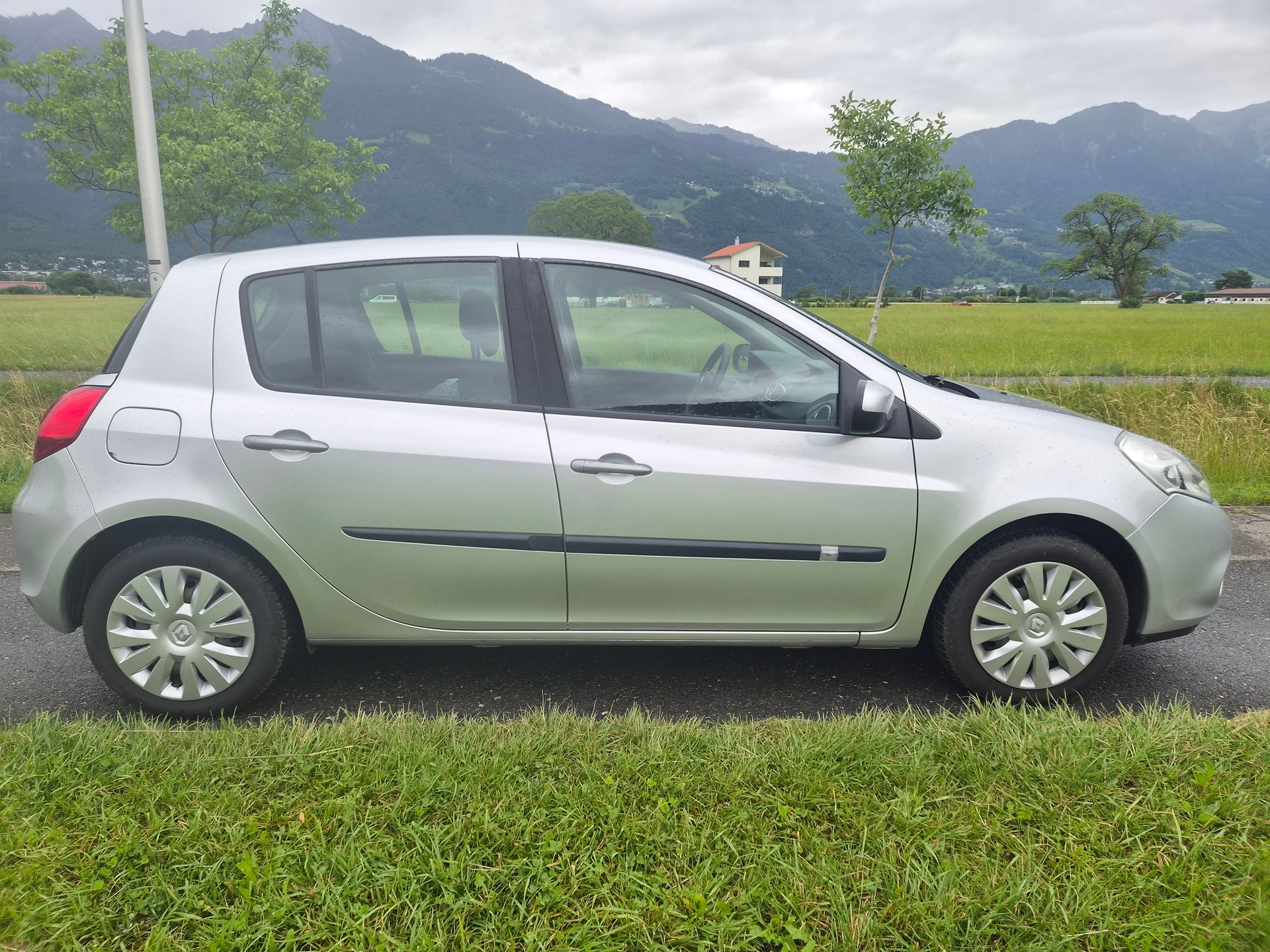 RENAULT Clio 1.2 16V Expression-image-6