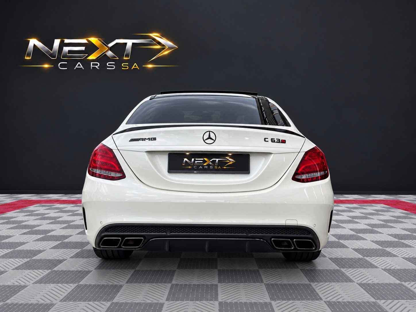 MERCEDES-BENZ C 63 S AMG Speedshift-showroom-element-2