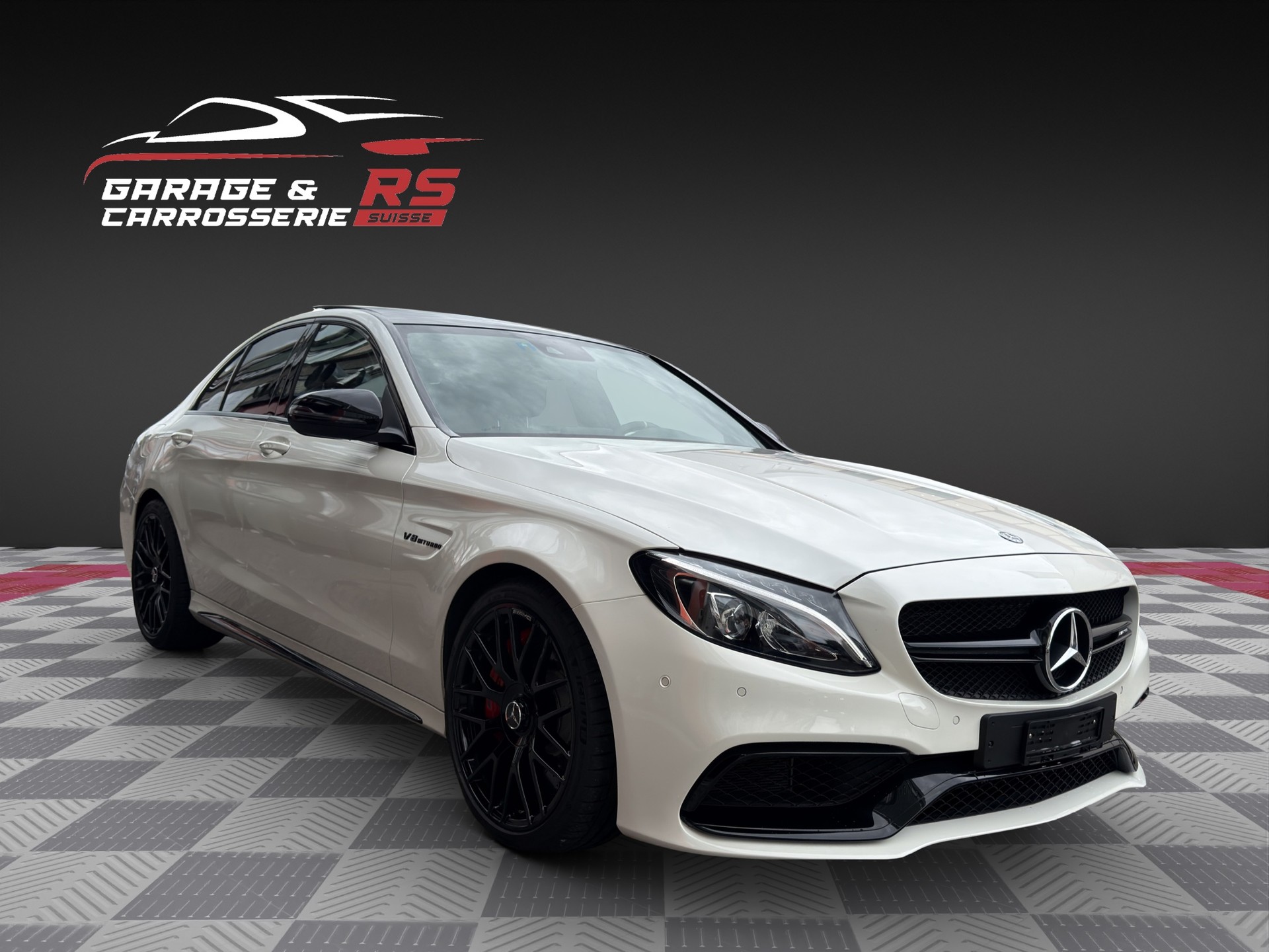 MERCEDES-BENZ C 63 S AMG Speedshift-image-4