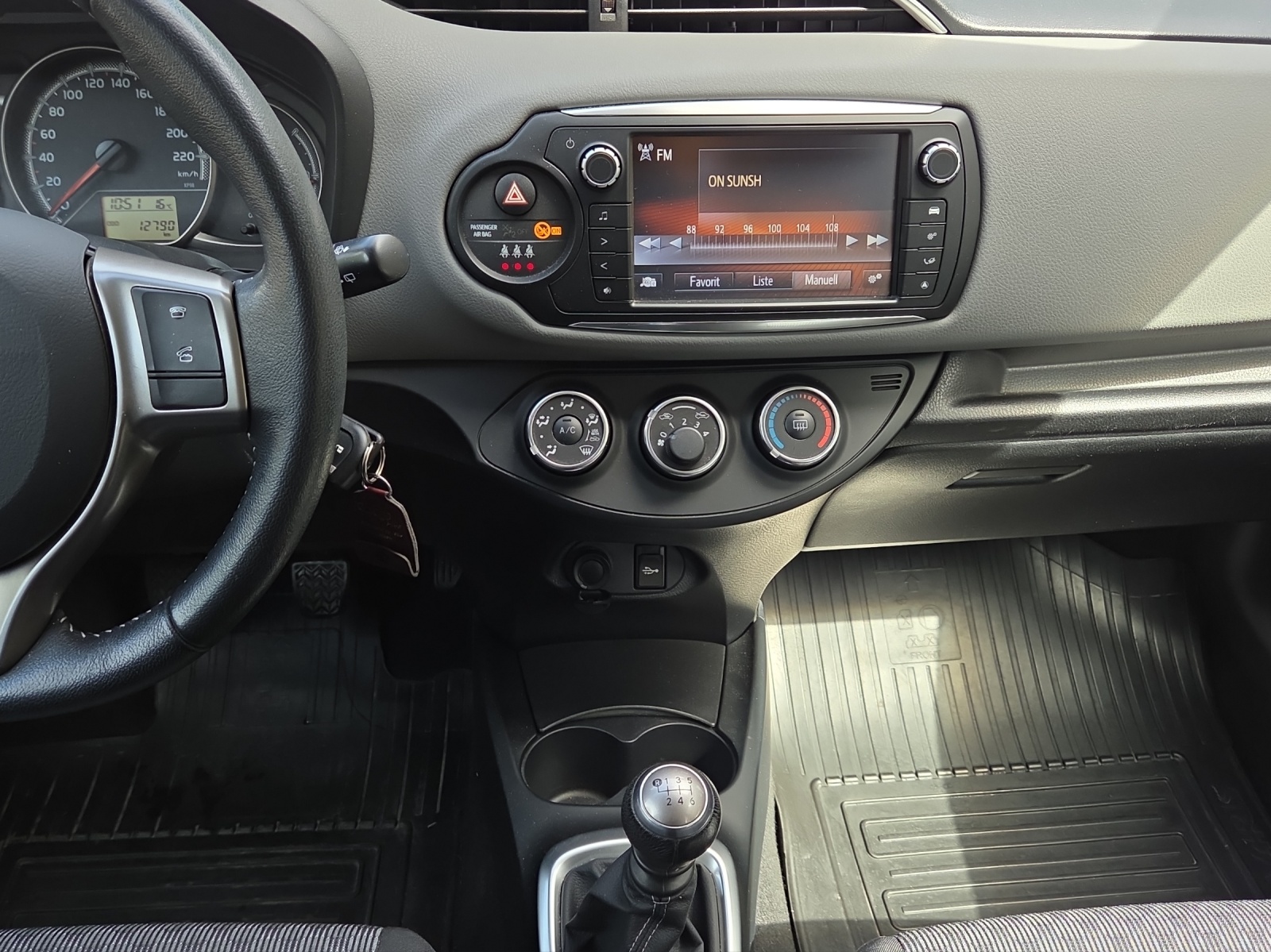 TOYOTA Yaris 1.33 Trend-image-11