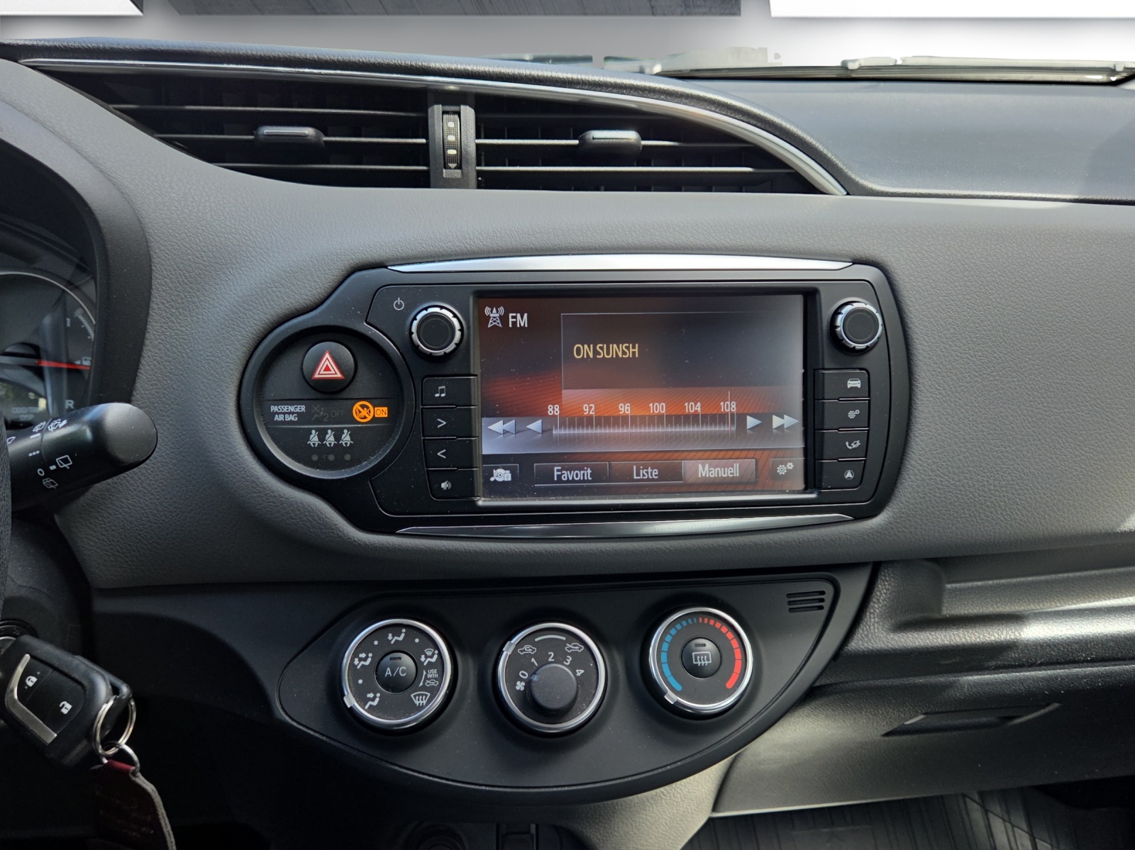 TOYOTA Yaris 1.33 Trend-image-12