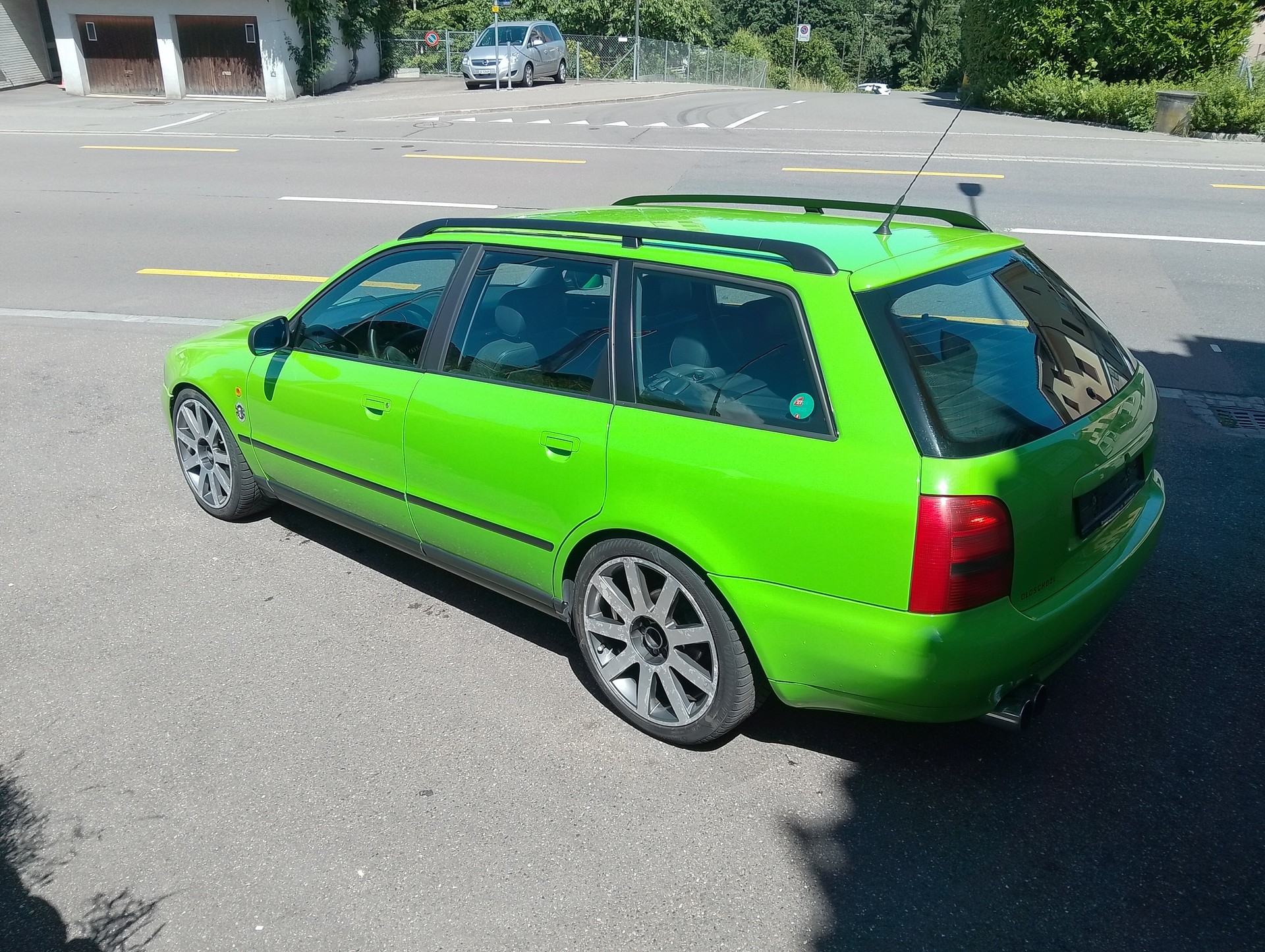 AUDI A4 Avant 2.8 quattro Advance-image-10