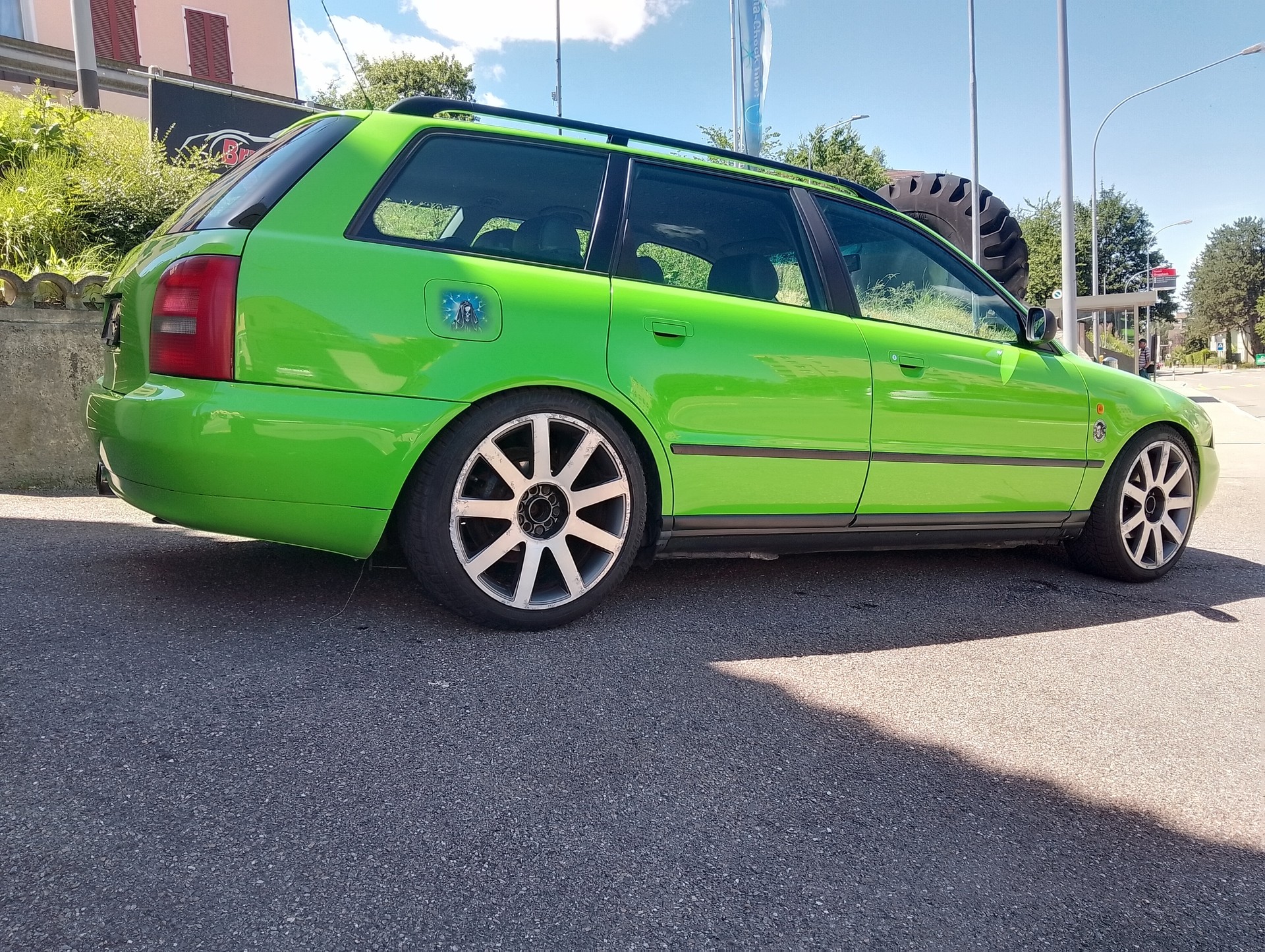 AUDI A4 Avant 2.8 quattro Advance-image-8