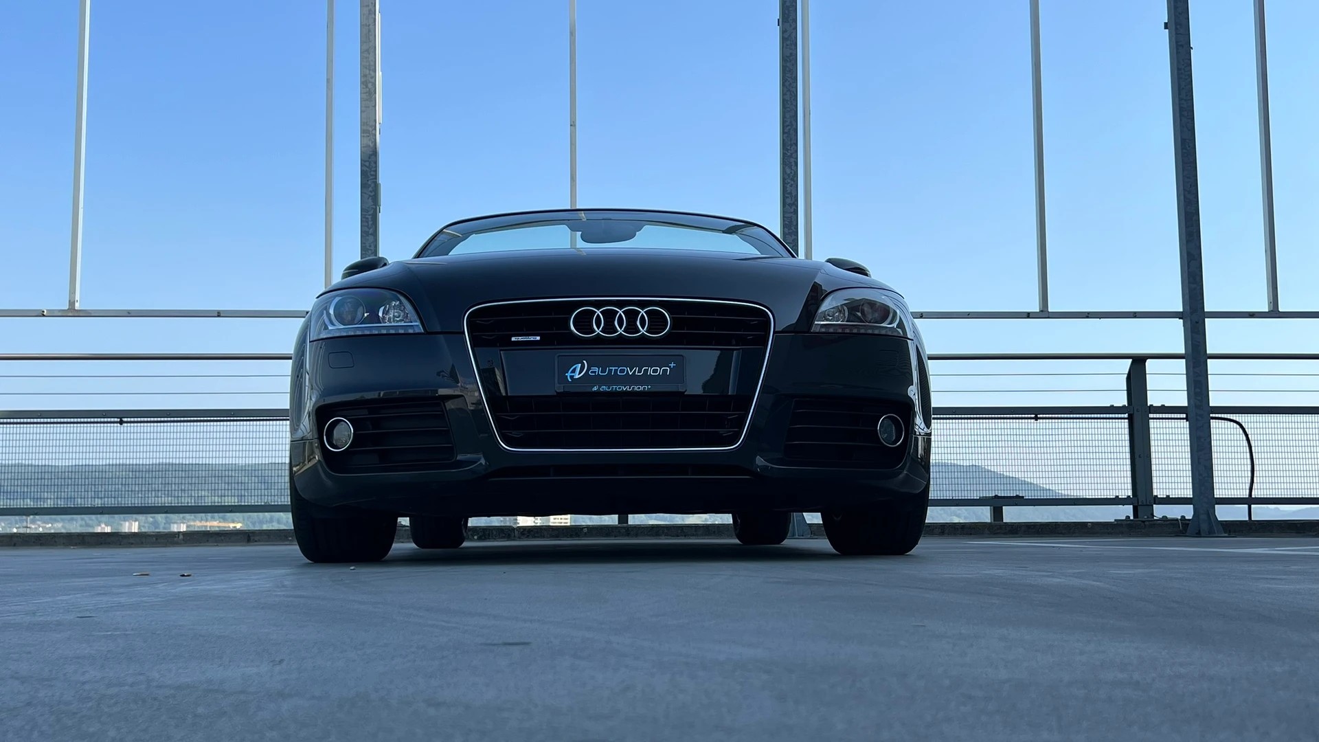 AUDI TT ROADSTER 2.0 TDI QUATTRO l 170 PS-image-13