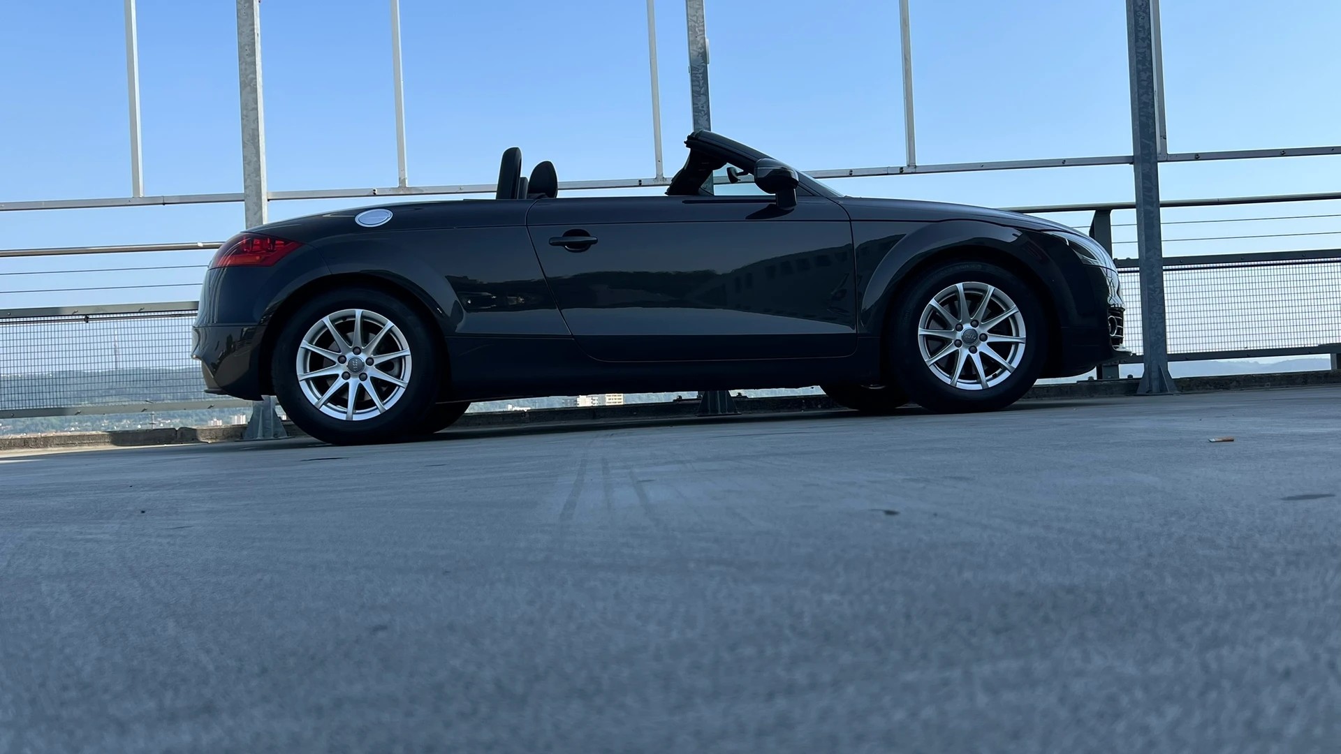 AUDI TT ROADSTER 2.0 TDI QUATTRO l 170 PS-image-2