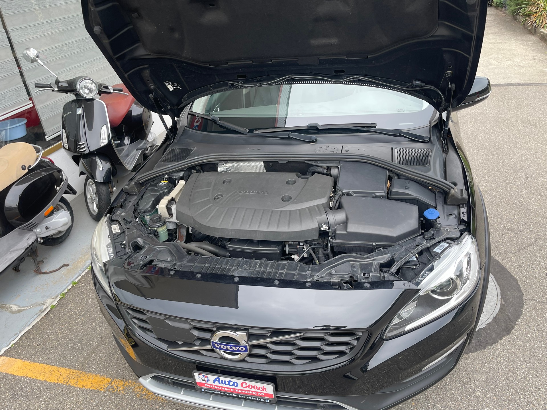 VOLVO V60 Cross Country D4 AWD Kinetic Geartronic-image-7
