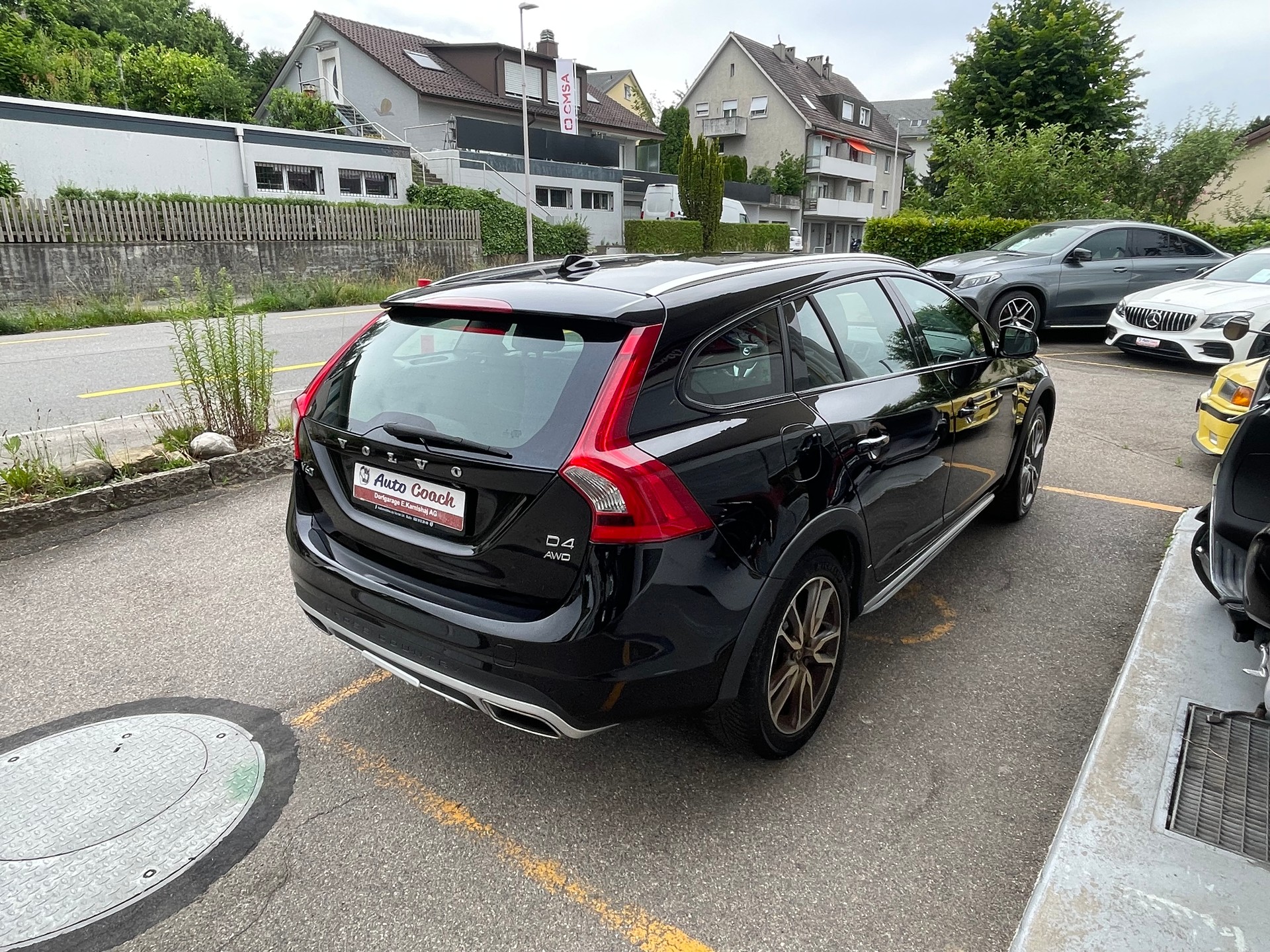VOLVO V60 Cross Country D4 AWD Kinetic Geartronic-image-10