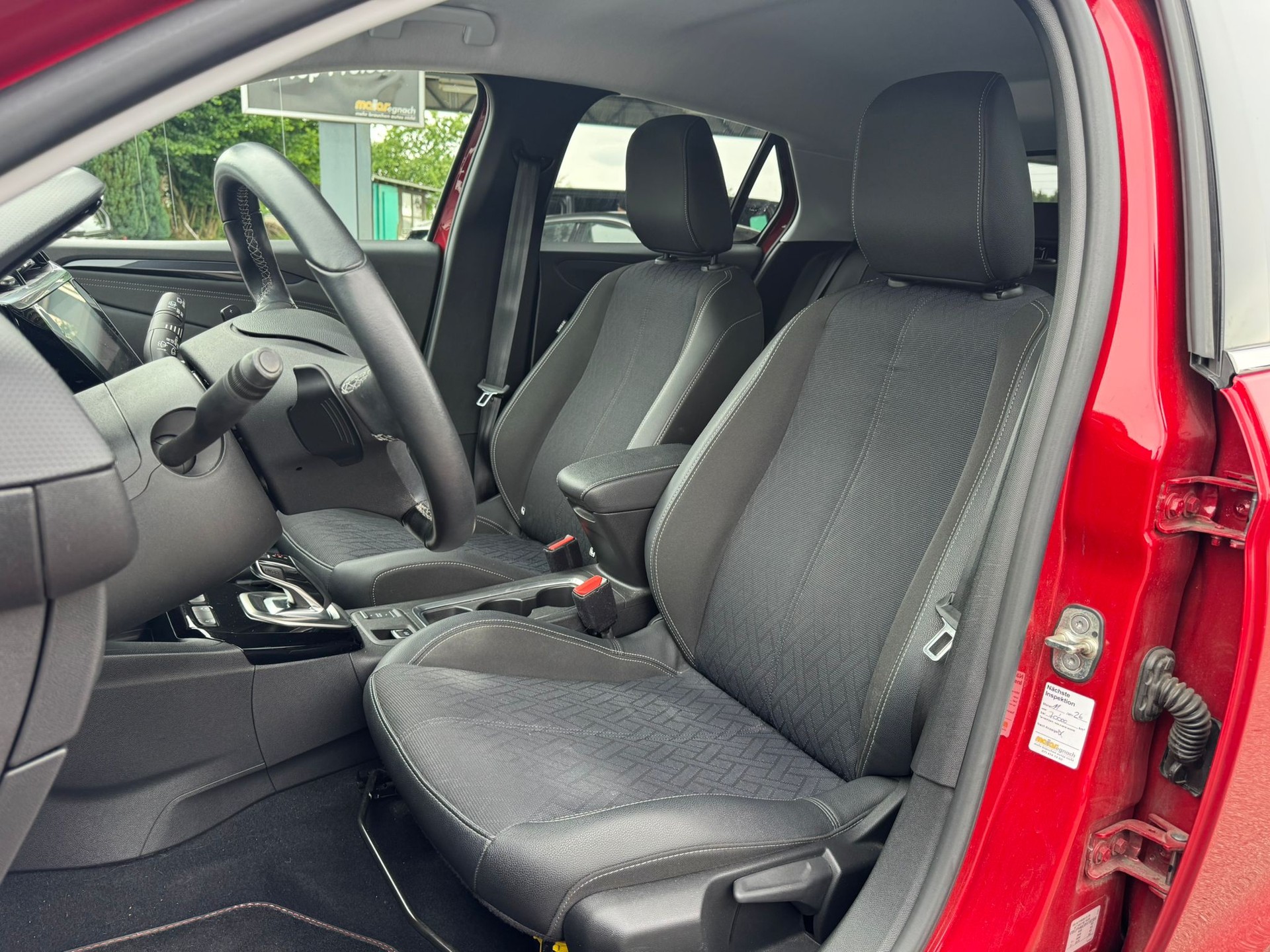 OPEL Corsa 1.2 TP Elegance-image-13