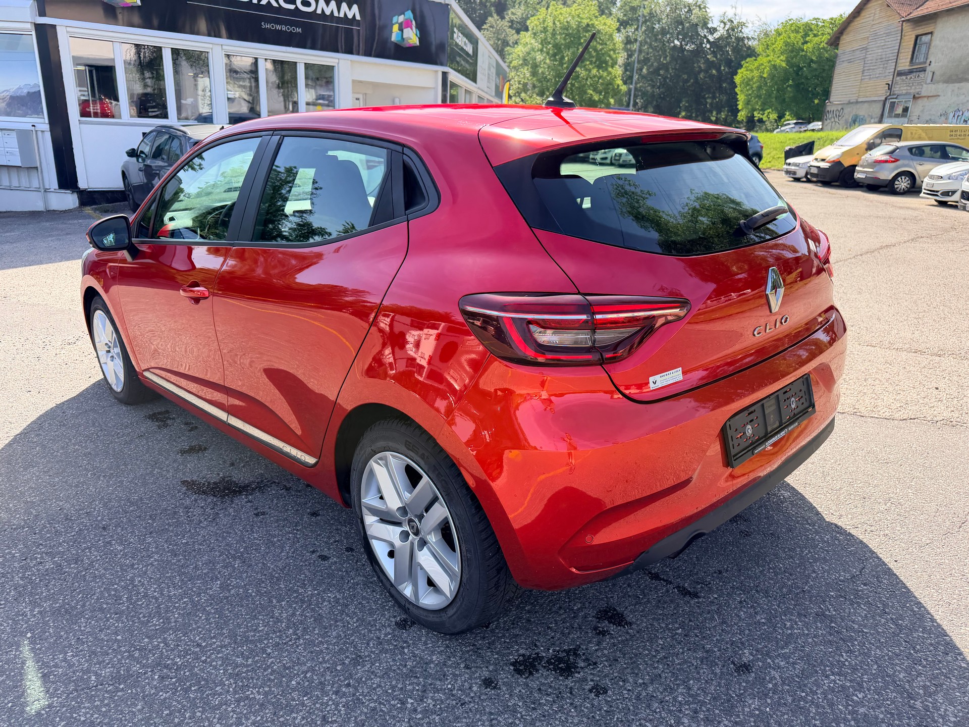 RENAULT Clio 1.0 Business-image-6