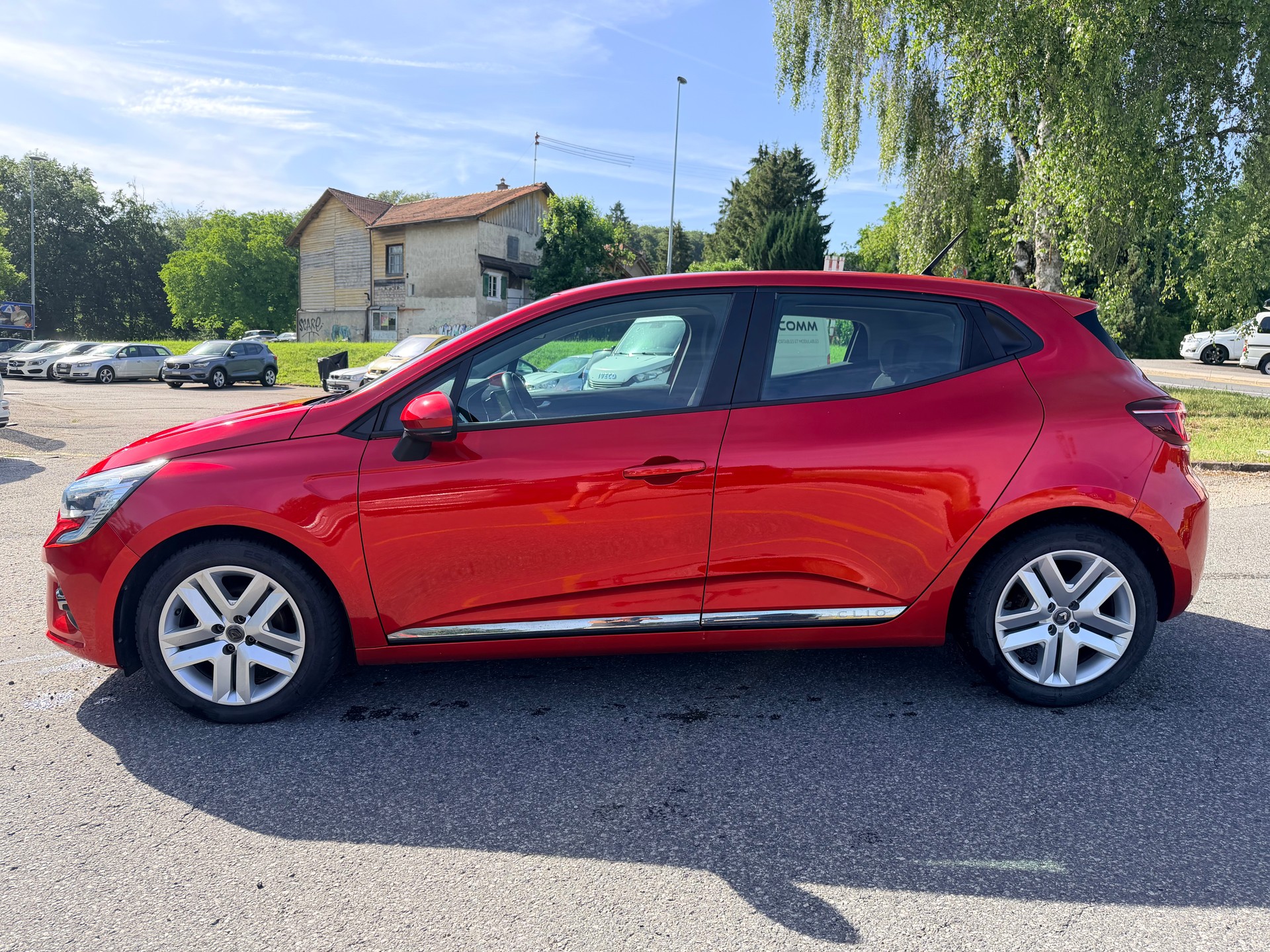 RENAULT Clio 1.0 Business-image-4