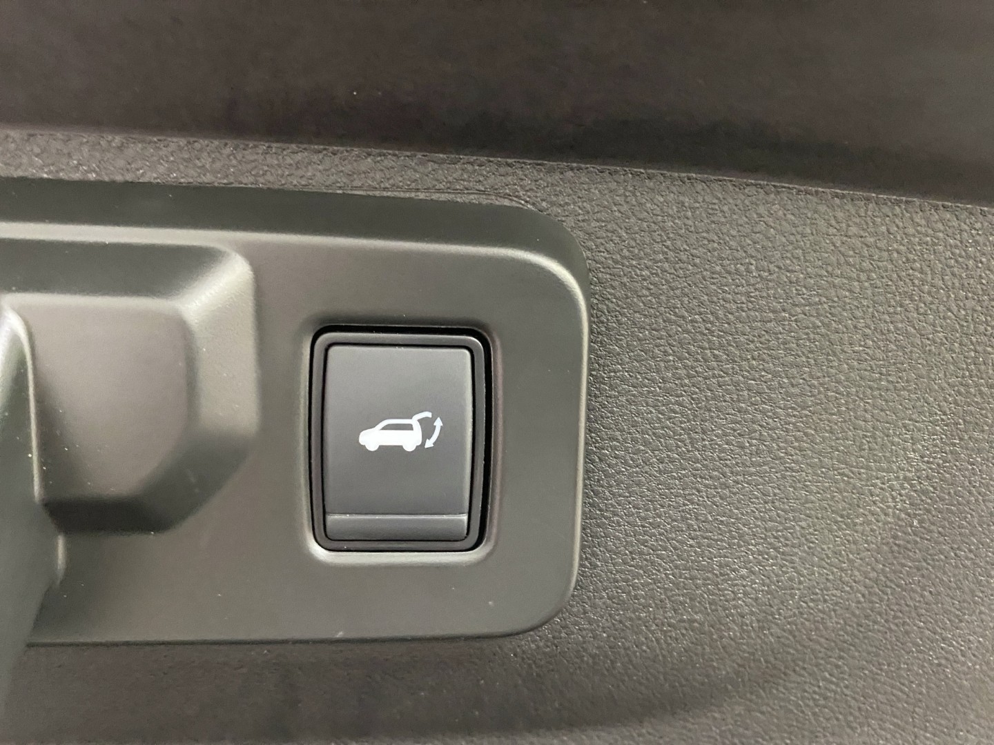 RENAULT Rafale 1.2 E-Tech Hybrid 200 Esprit Alpine-image-23
