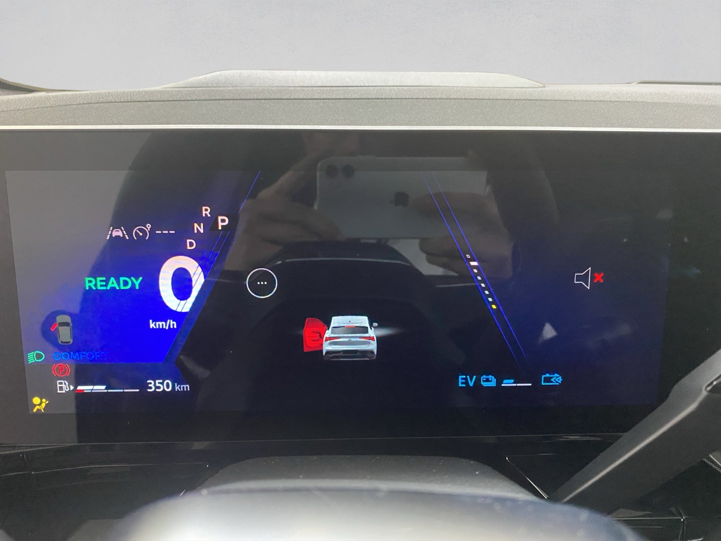 RENAULT Rafale 1.2 E-Tech Hybrid 200 Esprit Alpine-image-11
